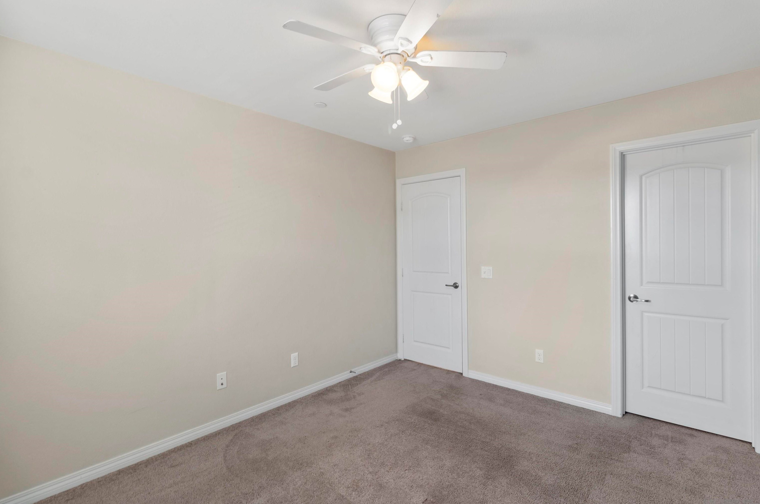 31584 Blossom Hill Ct, Murrieta CA  92563-3327 exterior