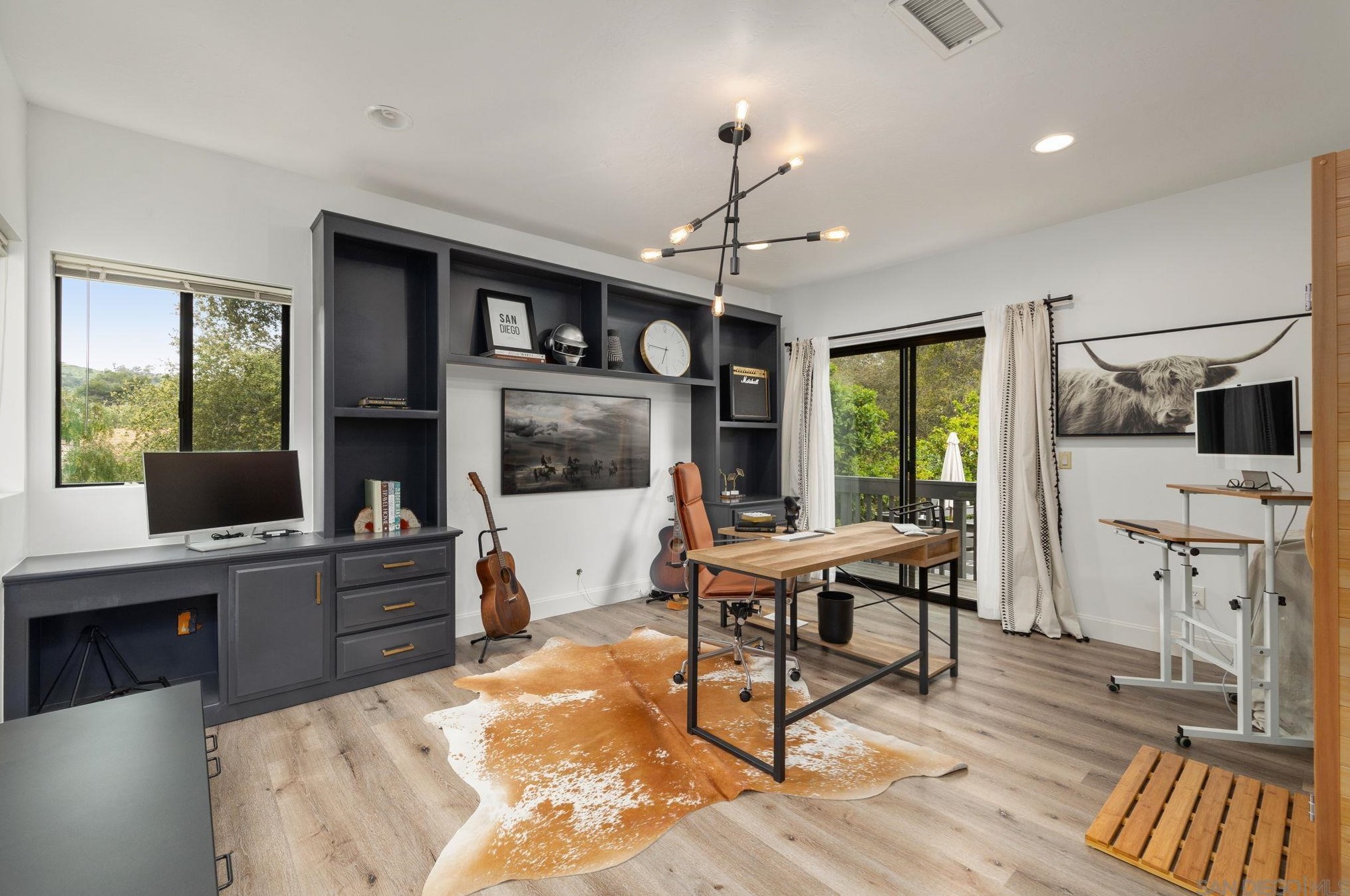 3550 Laketree Dr, Fallbrook CA  92028-8881 exterior