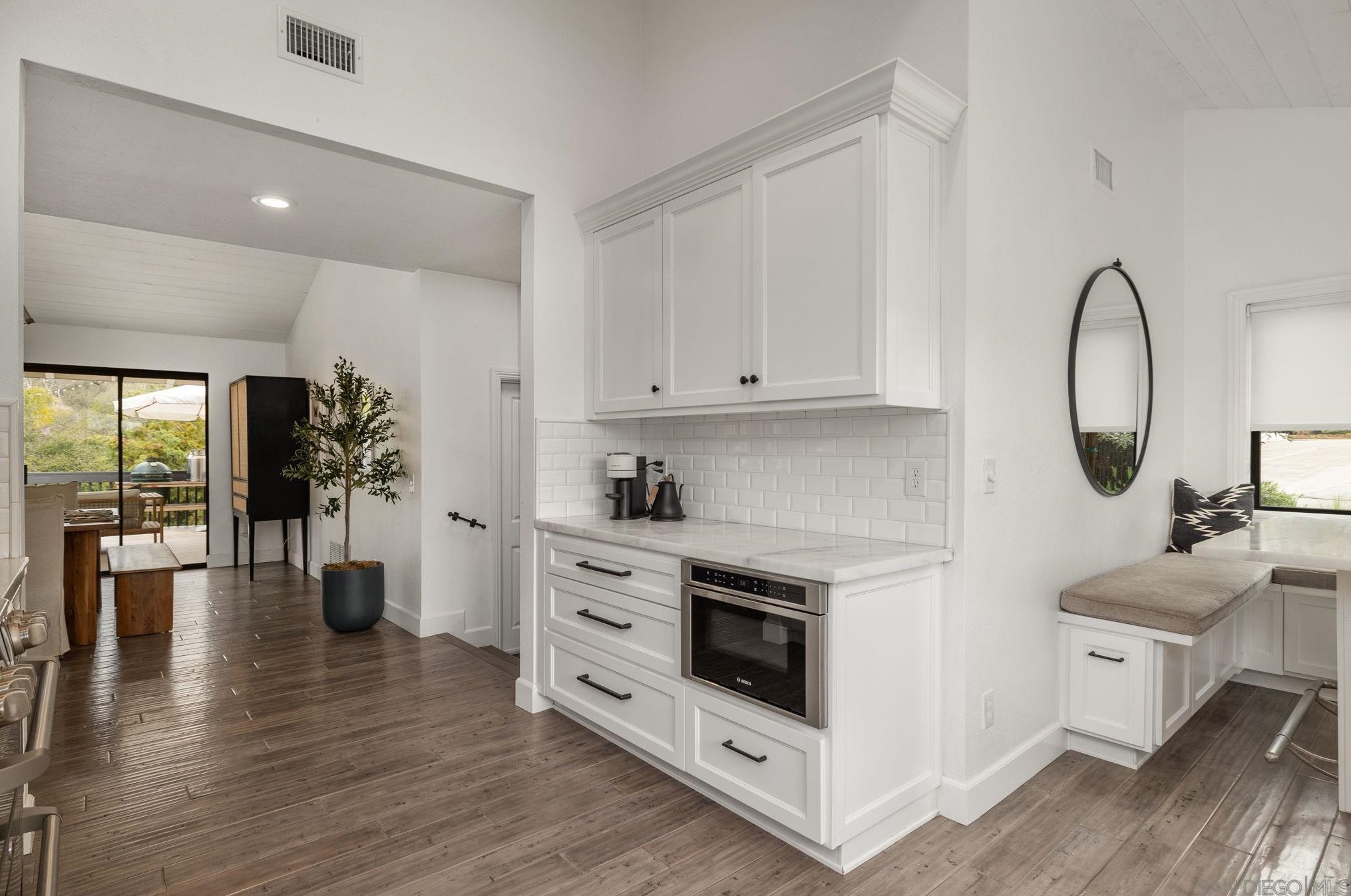 3550 Laketree Dr, Fallbrook CA  92028-8881 exterior