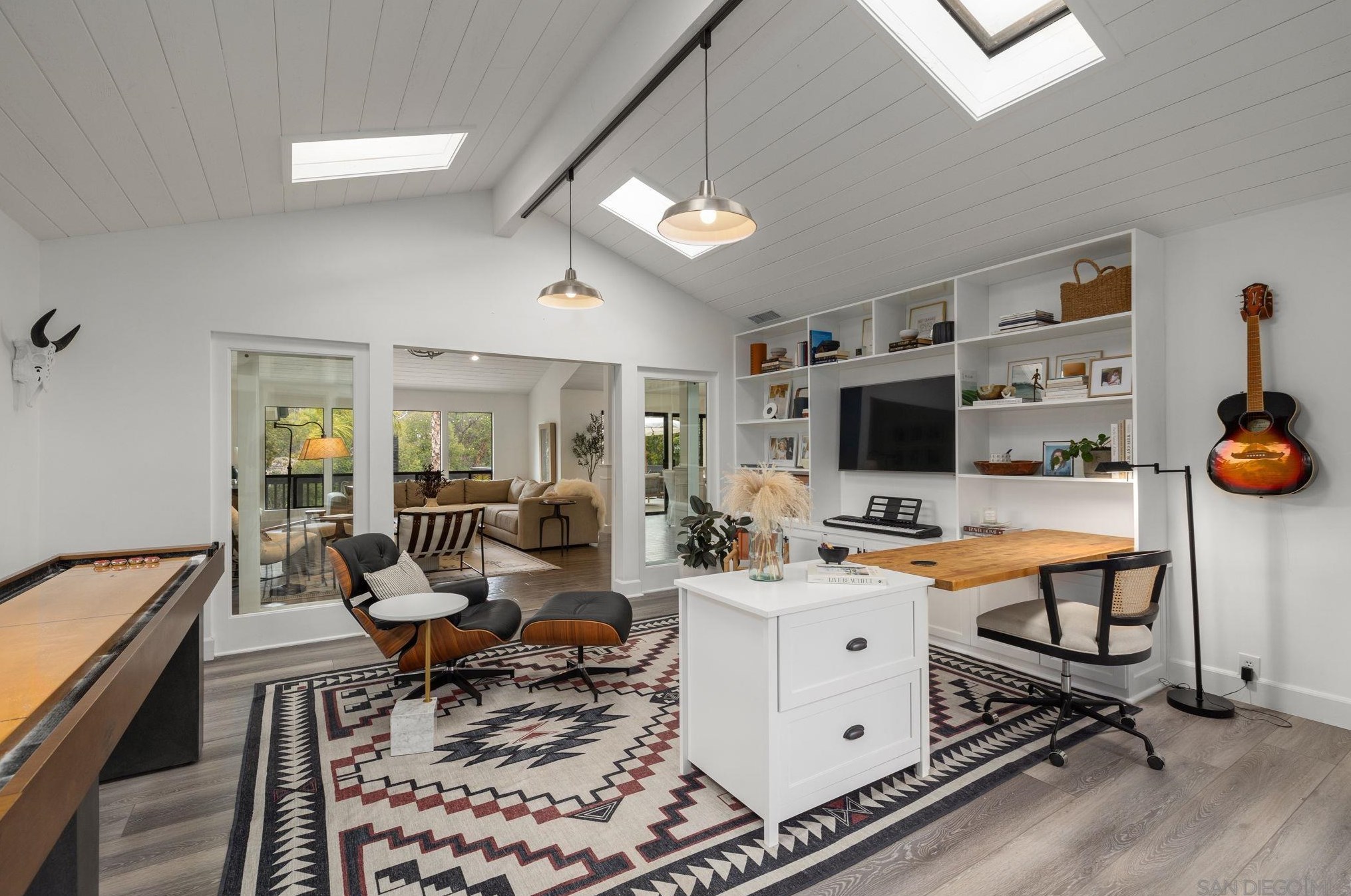 3550 Laketree Dr, Fallbrook CA  92028-8881 exterior