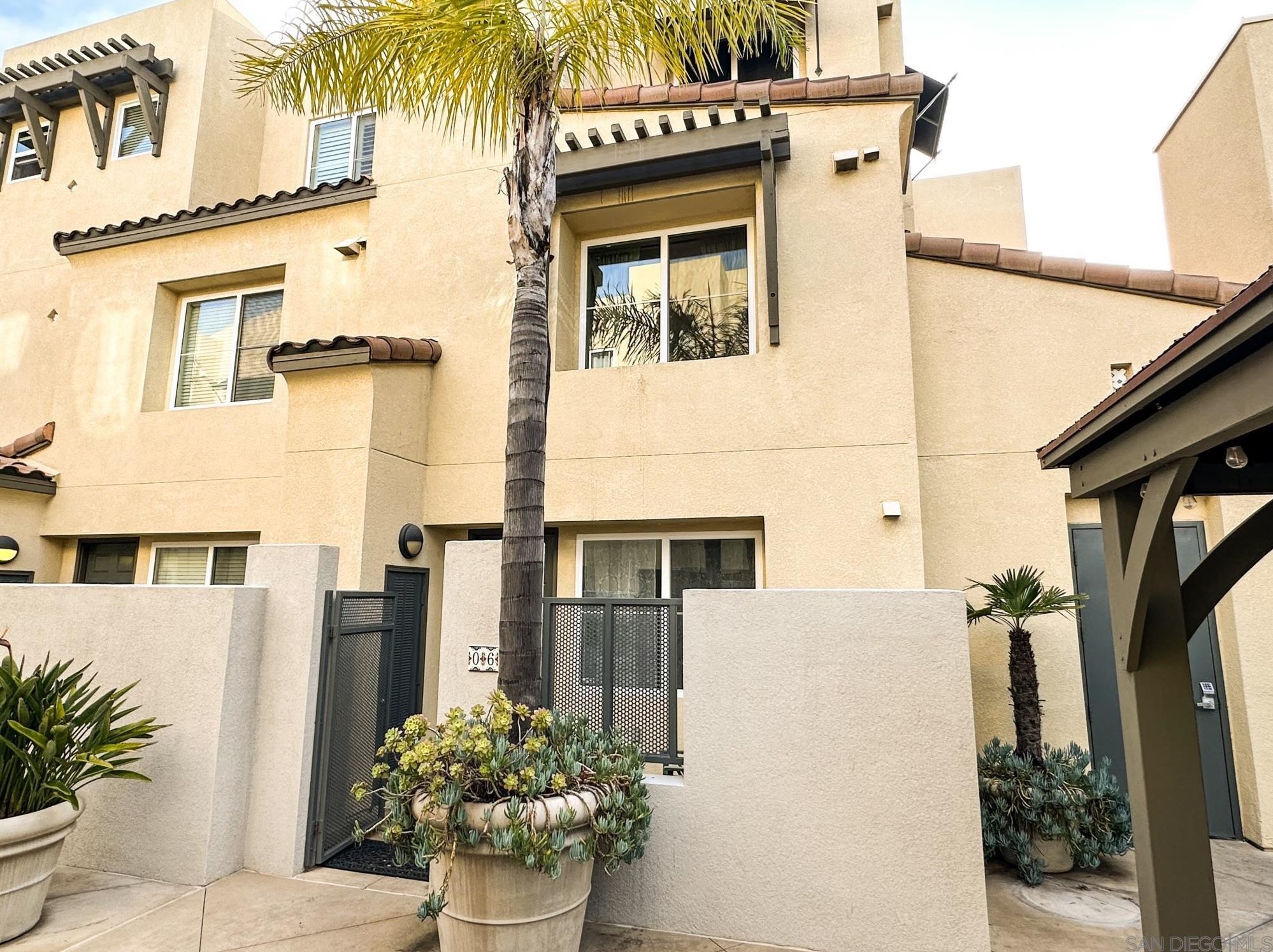 7745 El Cajon Blvd 6, La Mesa, CA 91942