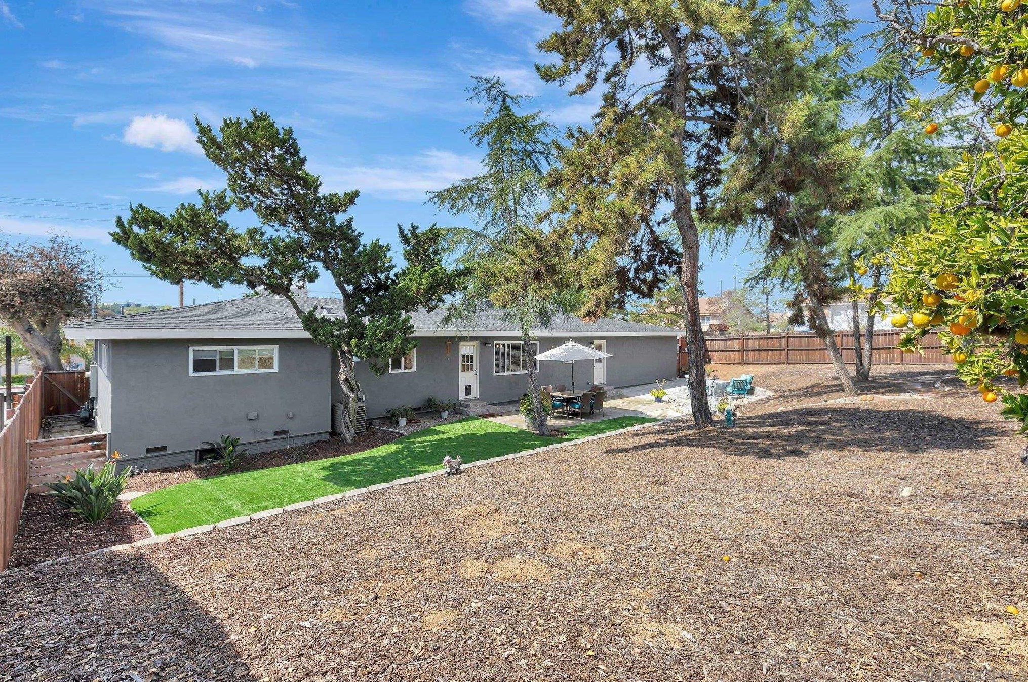 1562 Montiel Rd, Escondido, CA 92026-2229