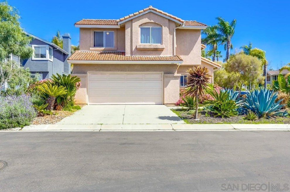 401 Villa Blanca Ct, Encinitas, CA 92024