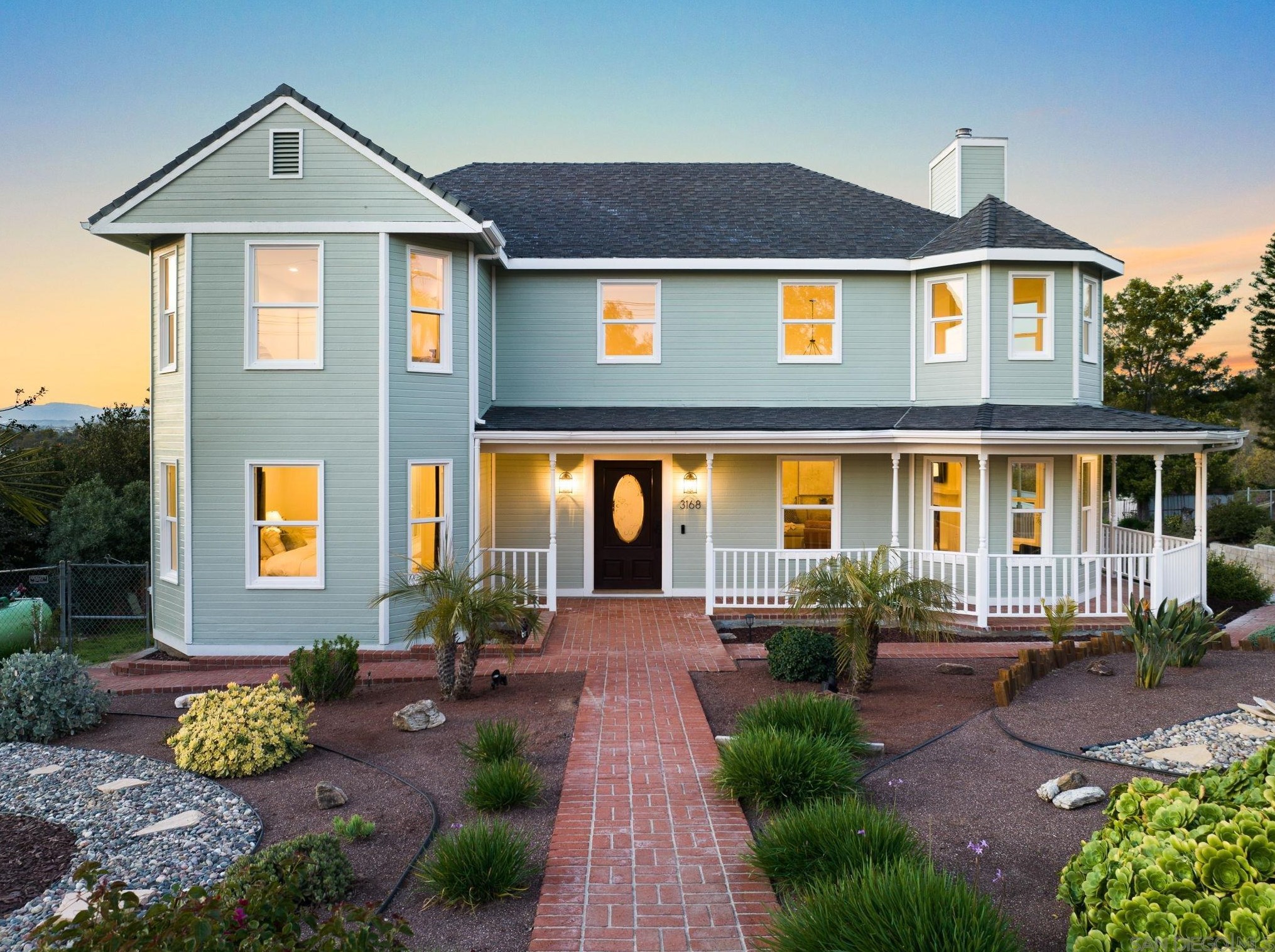 3168 Alta Verde Dr, Fallbrook, CA 92028-9252