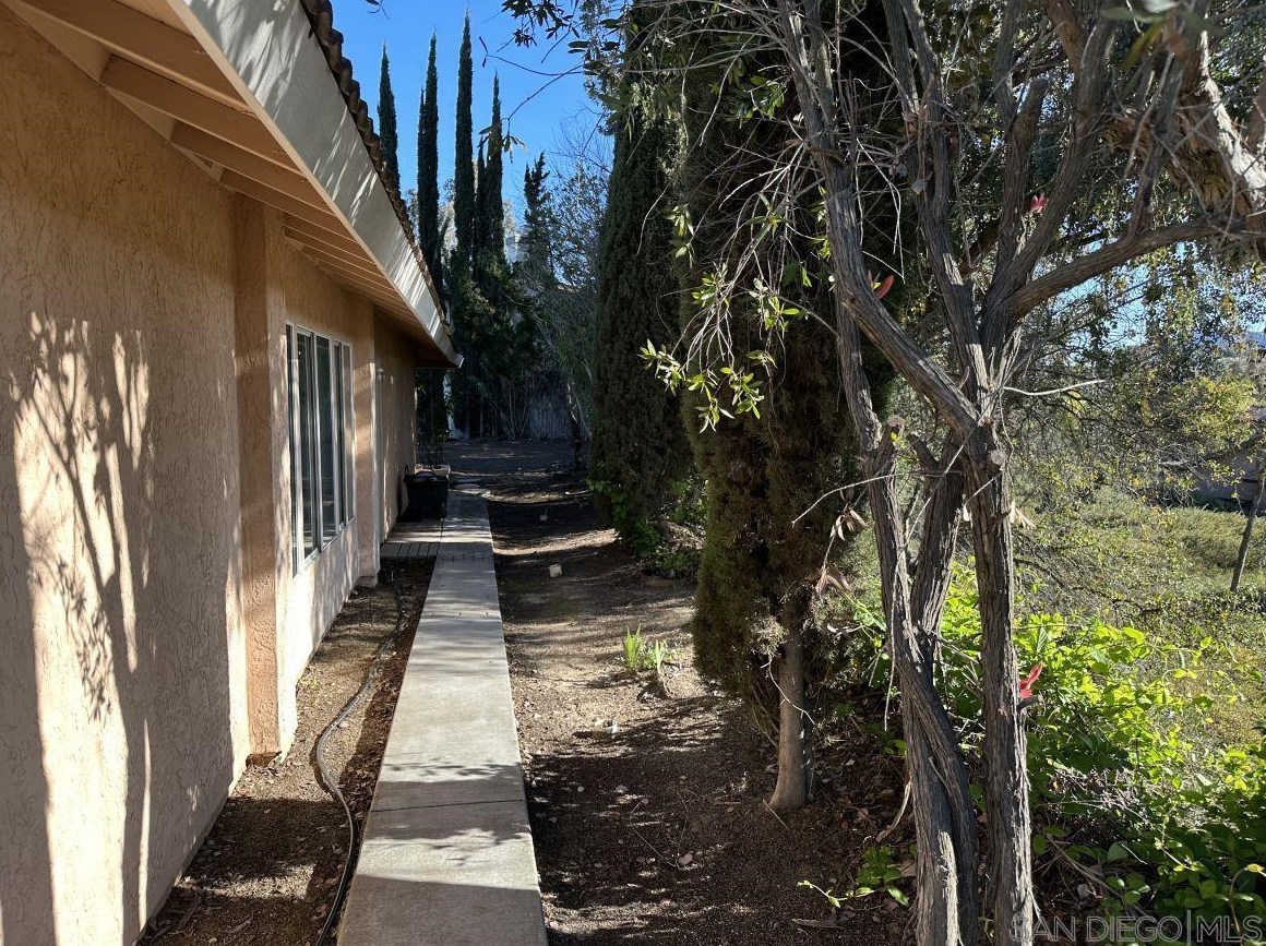 43105 Agena St, Temecula CA  92592-3295 exterior