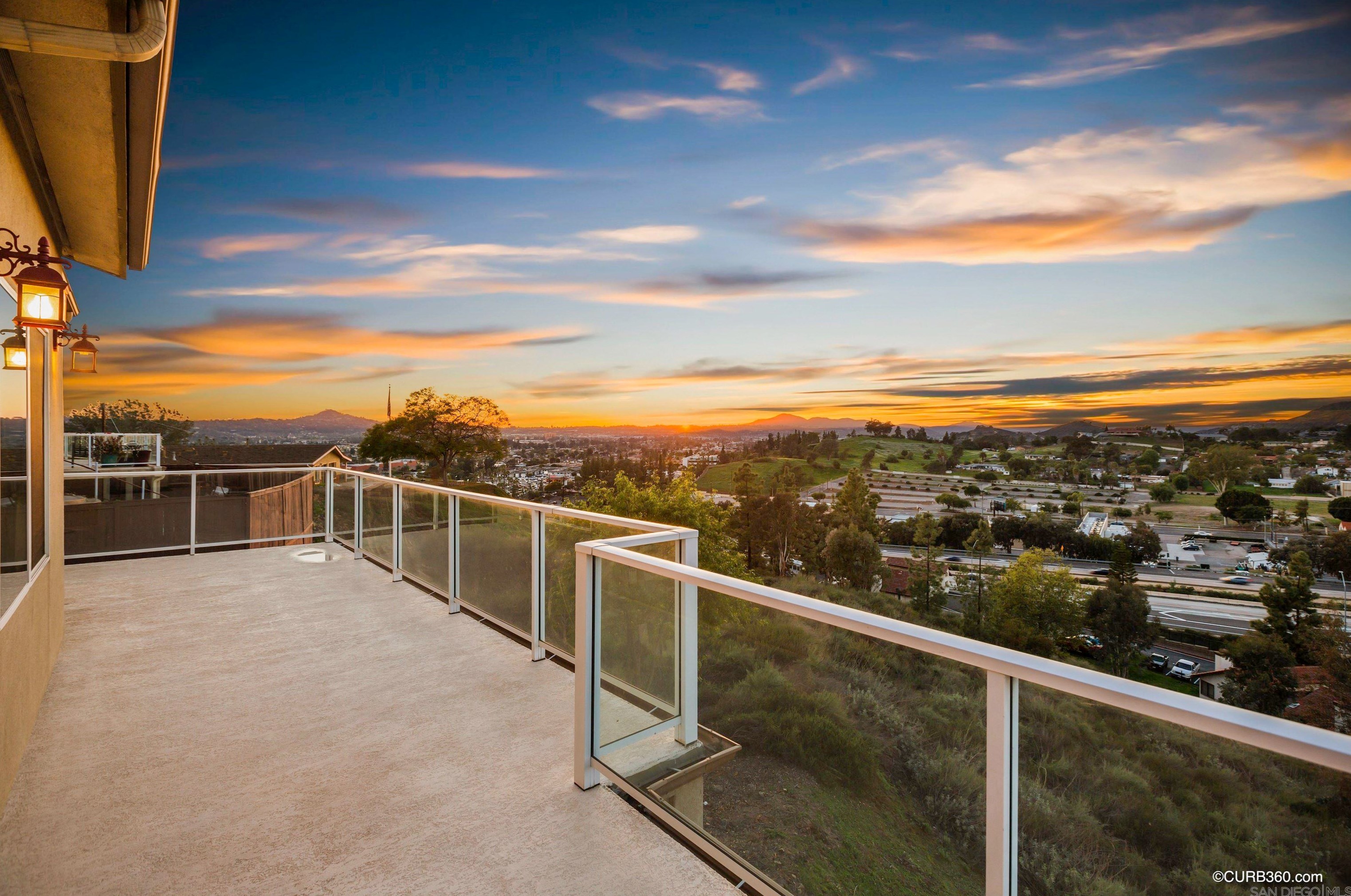 1700 Horizon Heights Cir, El Cajon, CA 92019