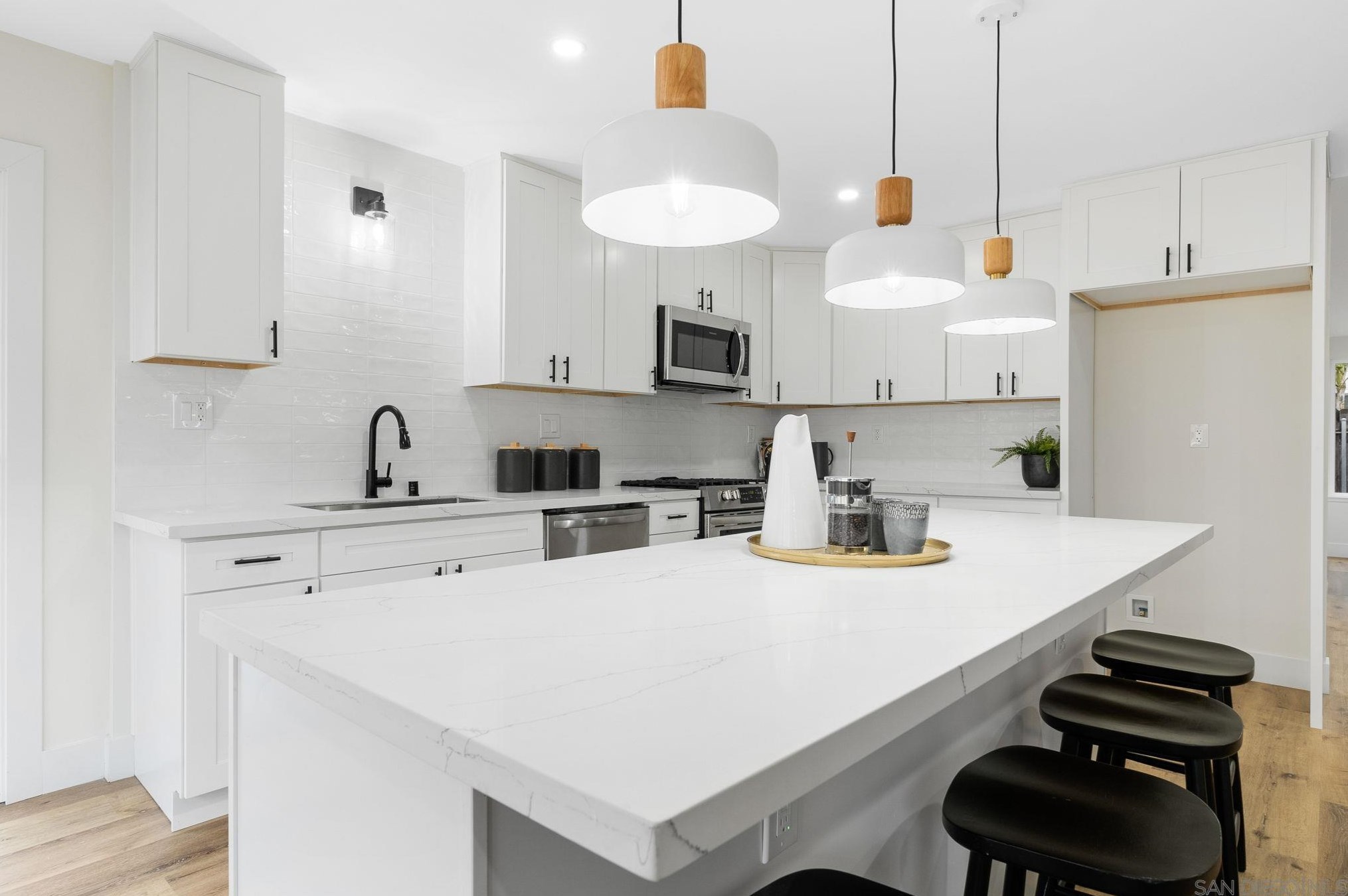 8849 Capricorn Way, San Diego, CA 92126