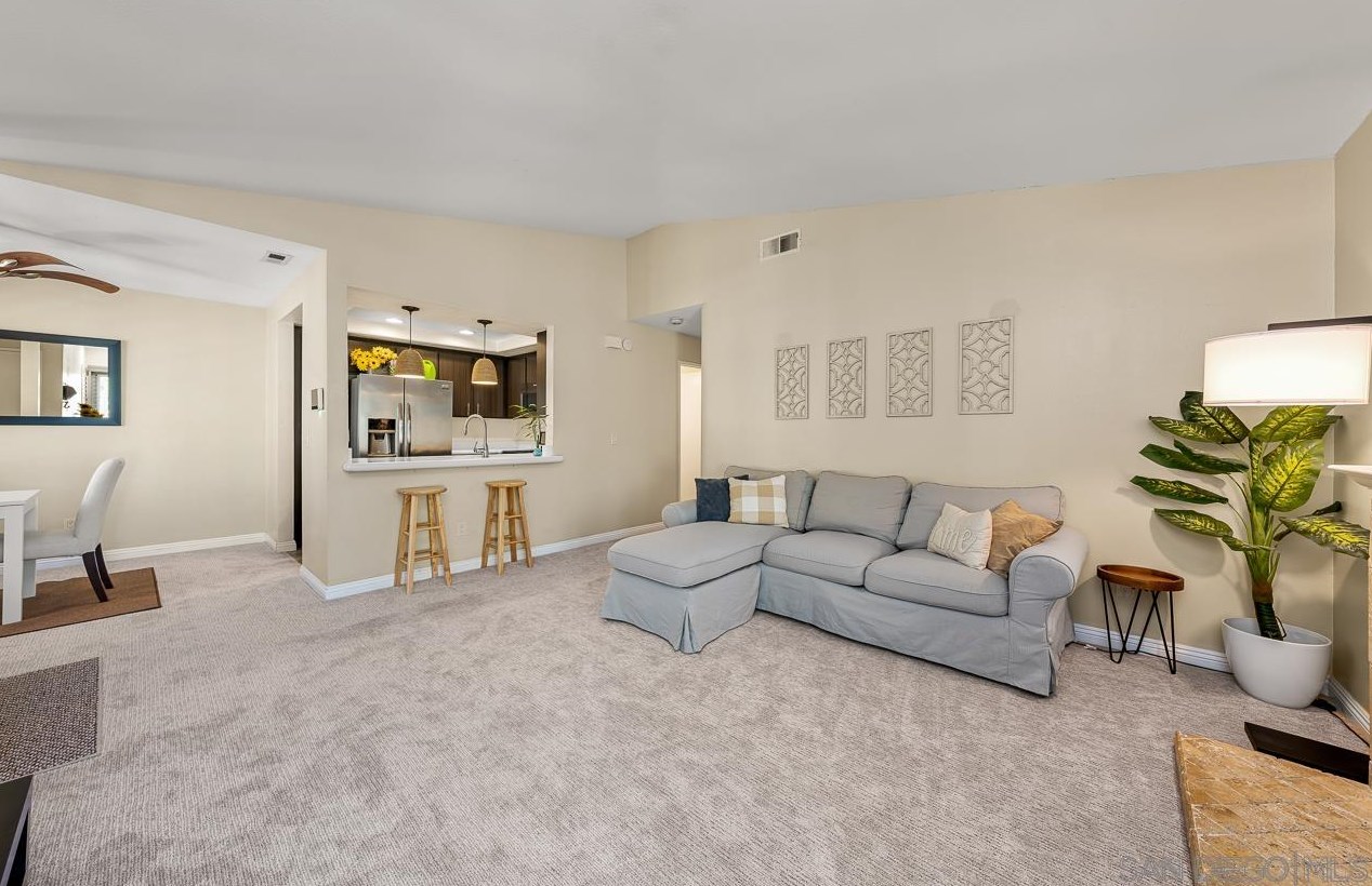 2043 Lakeridge Cir 201, Chula Vista, CA 91913
