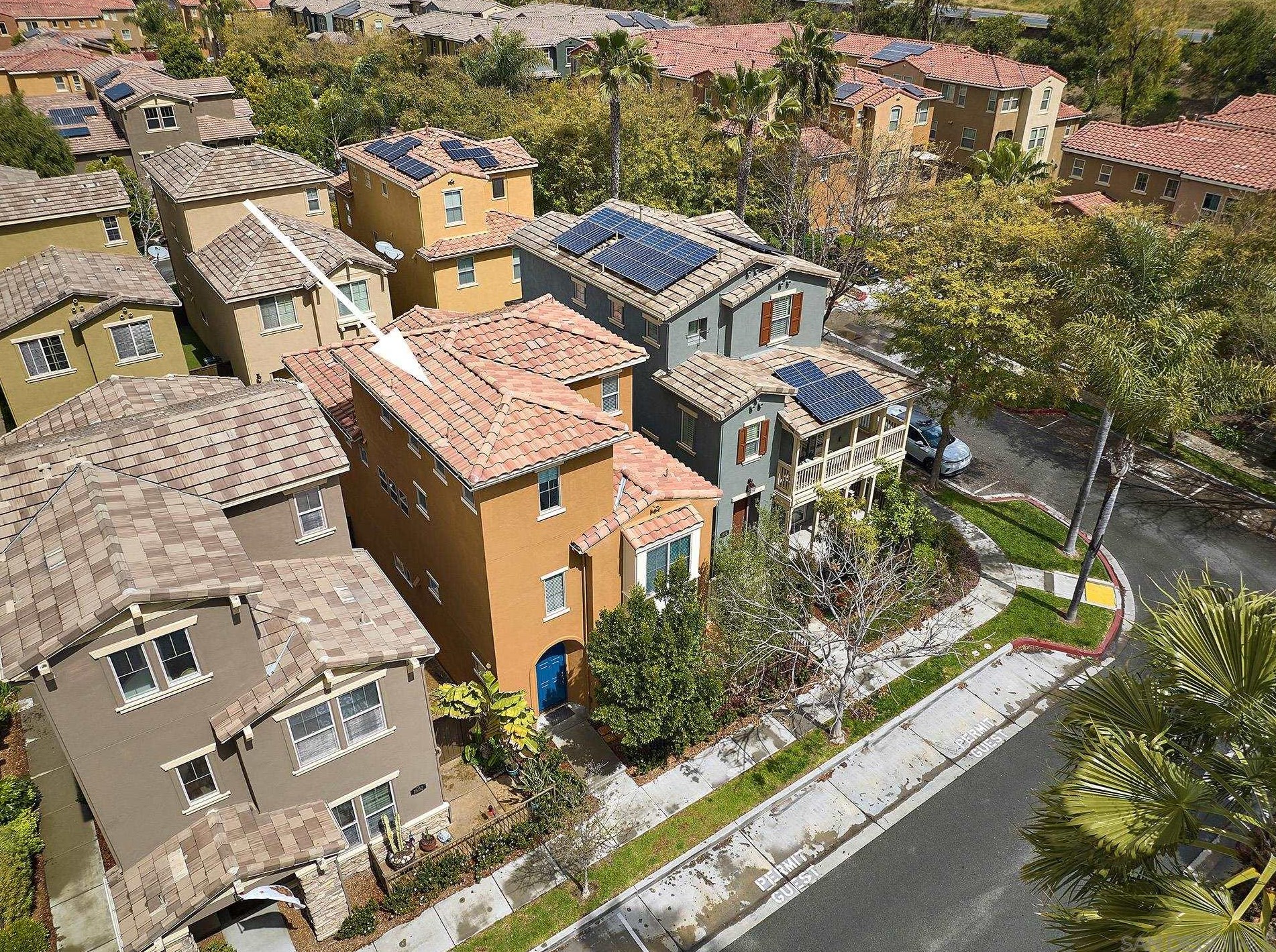1854 Wedgewood Pl, Chula Vista CA  91913-8312 exterior