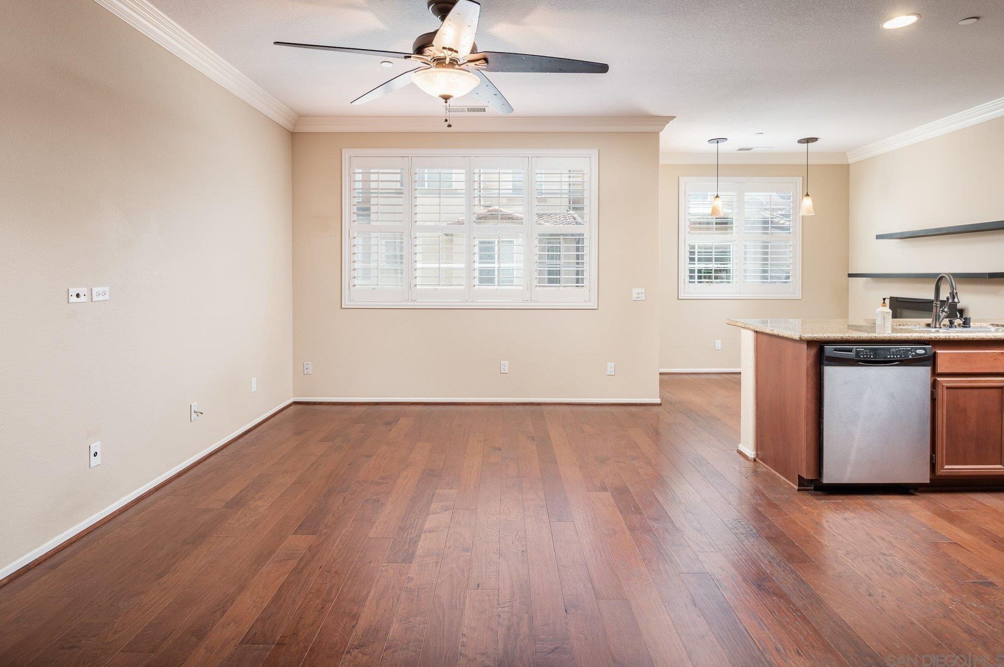 10120 Star Magnolia Ln, Santee CA  92071-7217 exterior