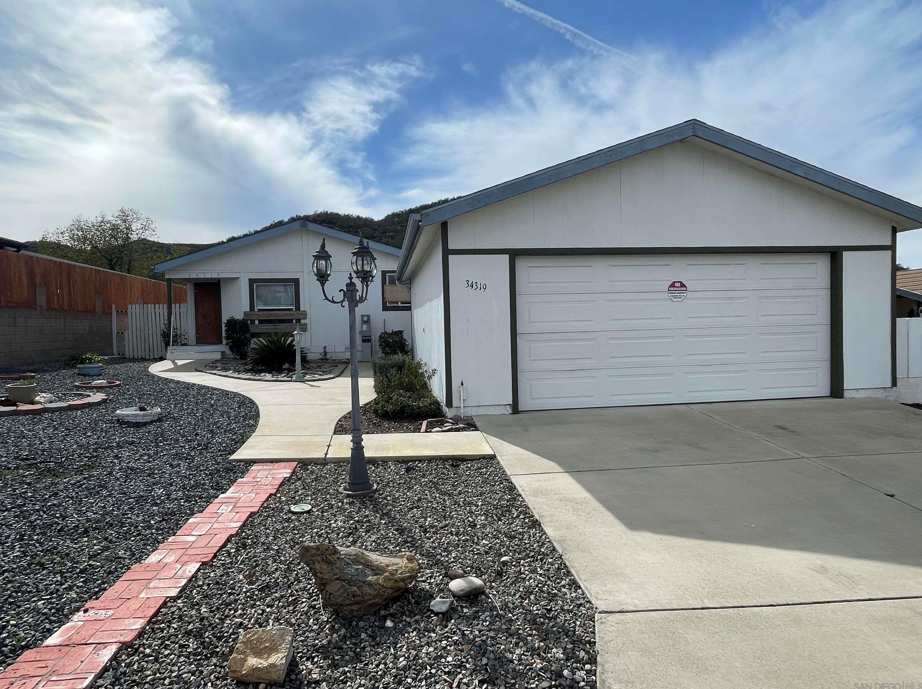 34319 Olive Grove Rd, Wildomar, CA 92595