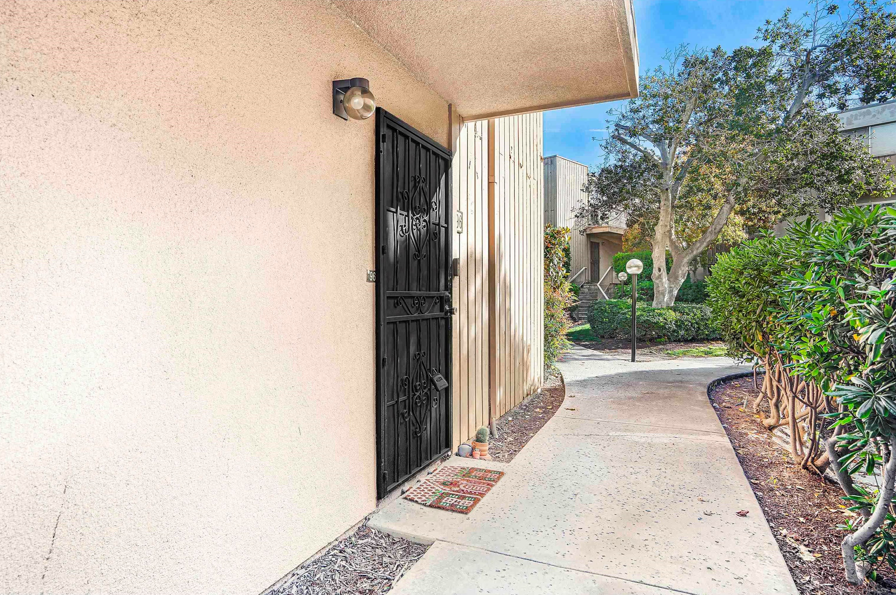 5700 Baltimore Dr 96, La Mesa, CA 91942