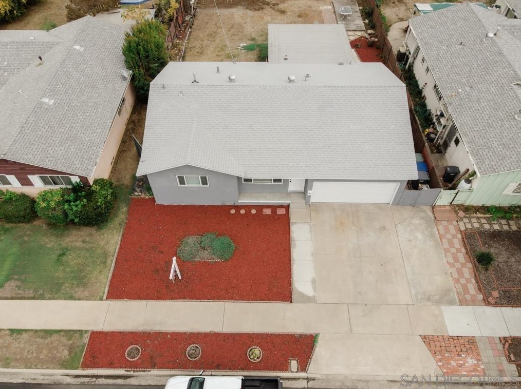 765 Denise Ln, El Cajon, CA 92020