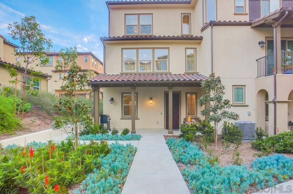 4371 Pacifica Way 6, Oceanside, CA 92056