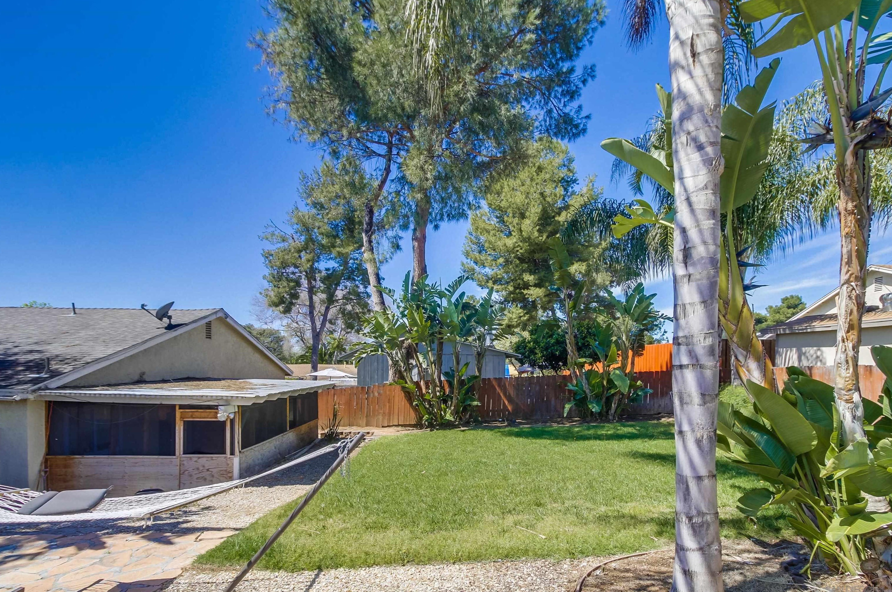 8254 Rockview Dr, El Cajon, CA 92021