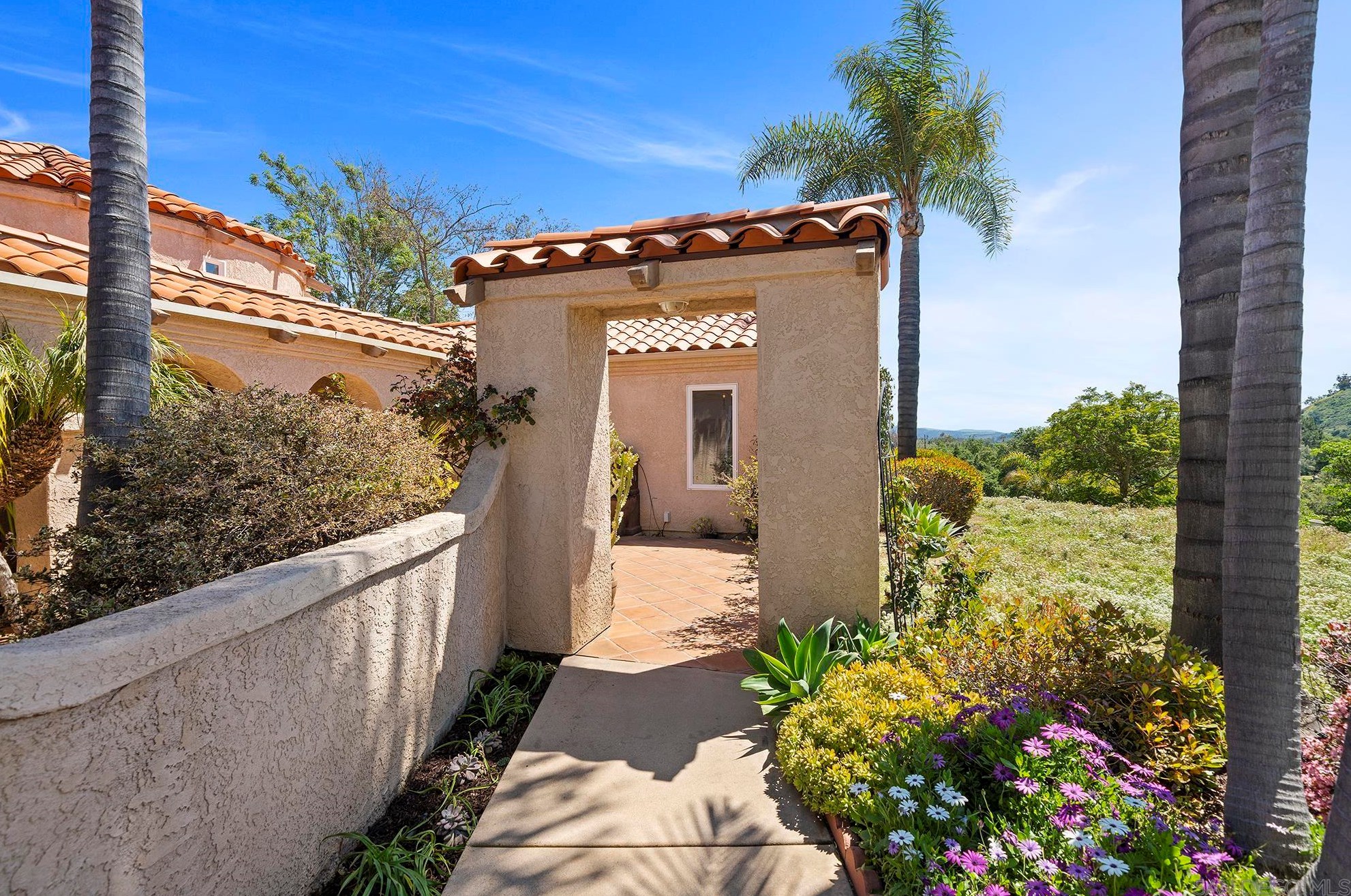 1080 Buena Suerte, Fallbrook, CA 92028-4568