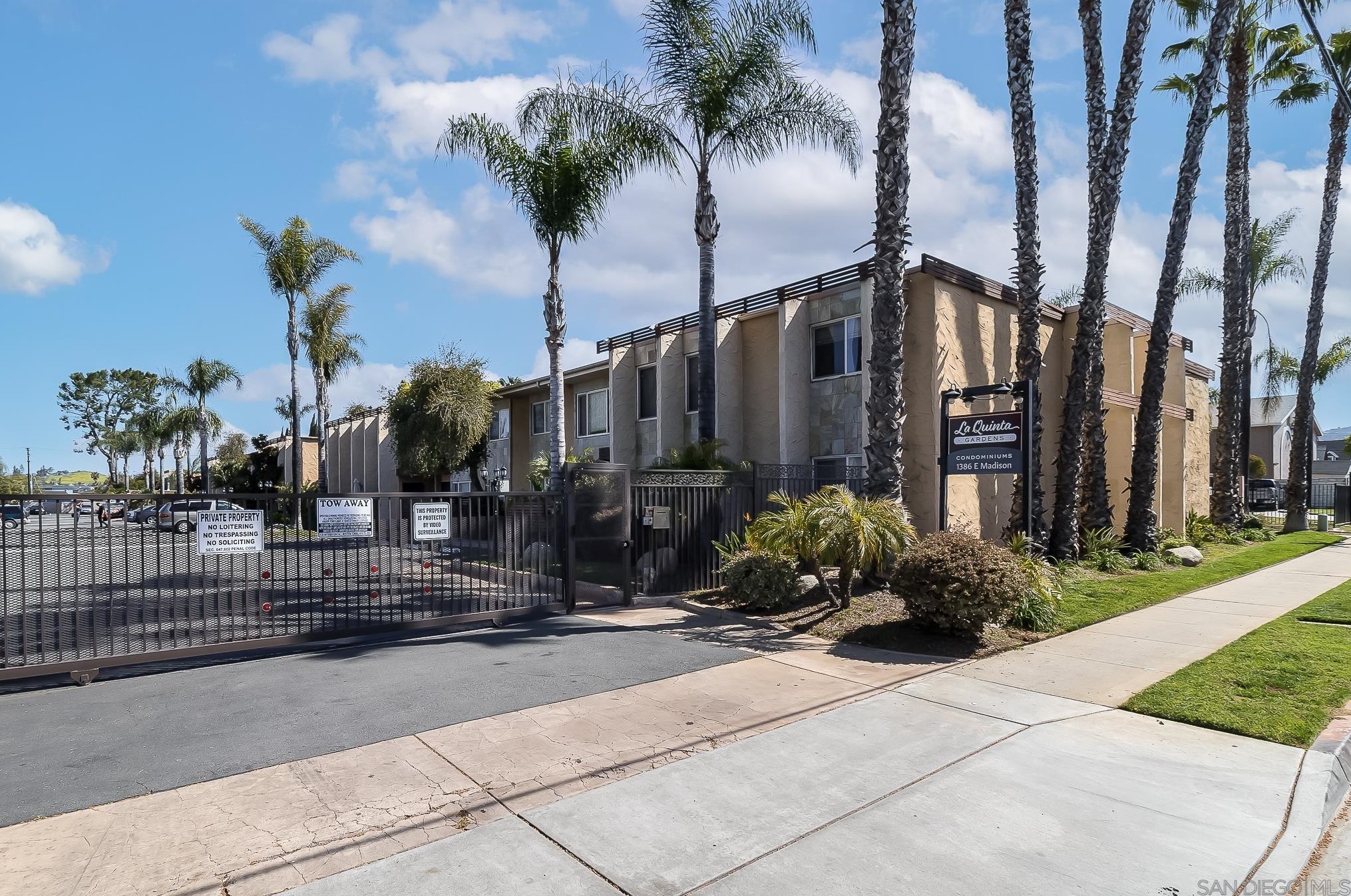 1386 E Madison Ave 15, El Cajon, CA 92021