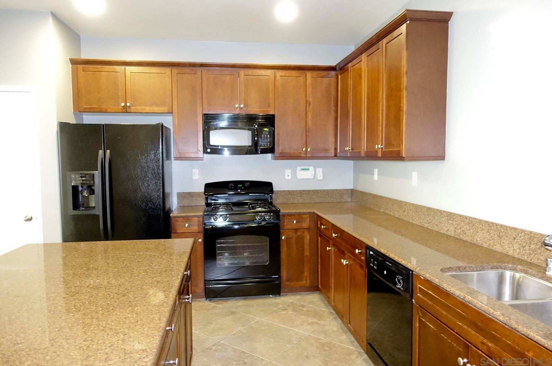 1612 Calabria St, Santee, CA 92071-5662