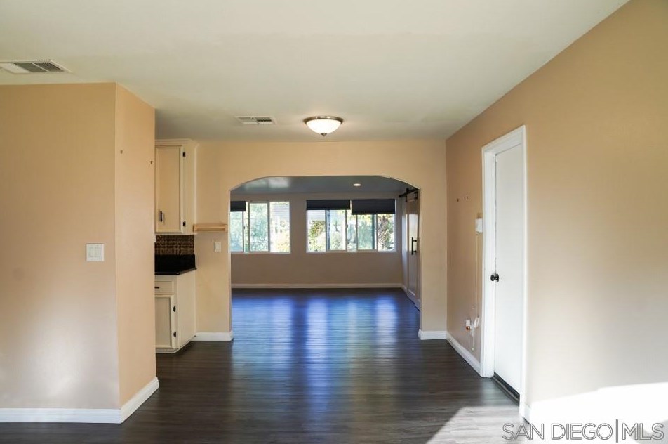 1037 Osage Dr, Spring Valley CA  91977-4750 exterior
