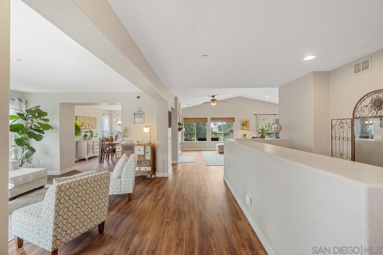 2836 Hidden Valley Ct, Spring Valley, CA 91977-3473