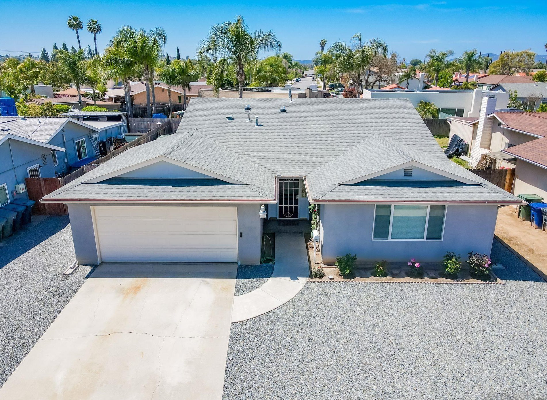 621 Carlann Ln, Escondido, CA 92027-2207