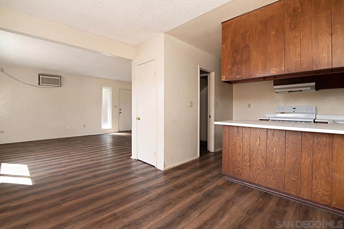 1120 E Lexington Ave, El Cajon, CA 92019