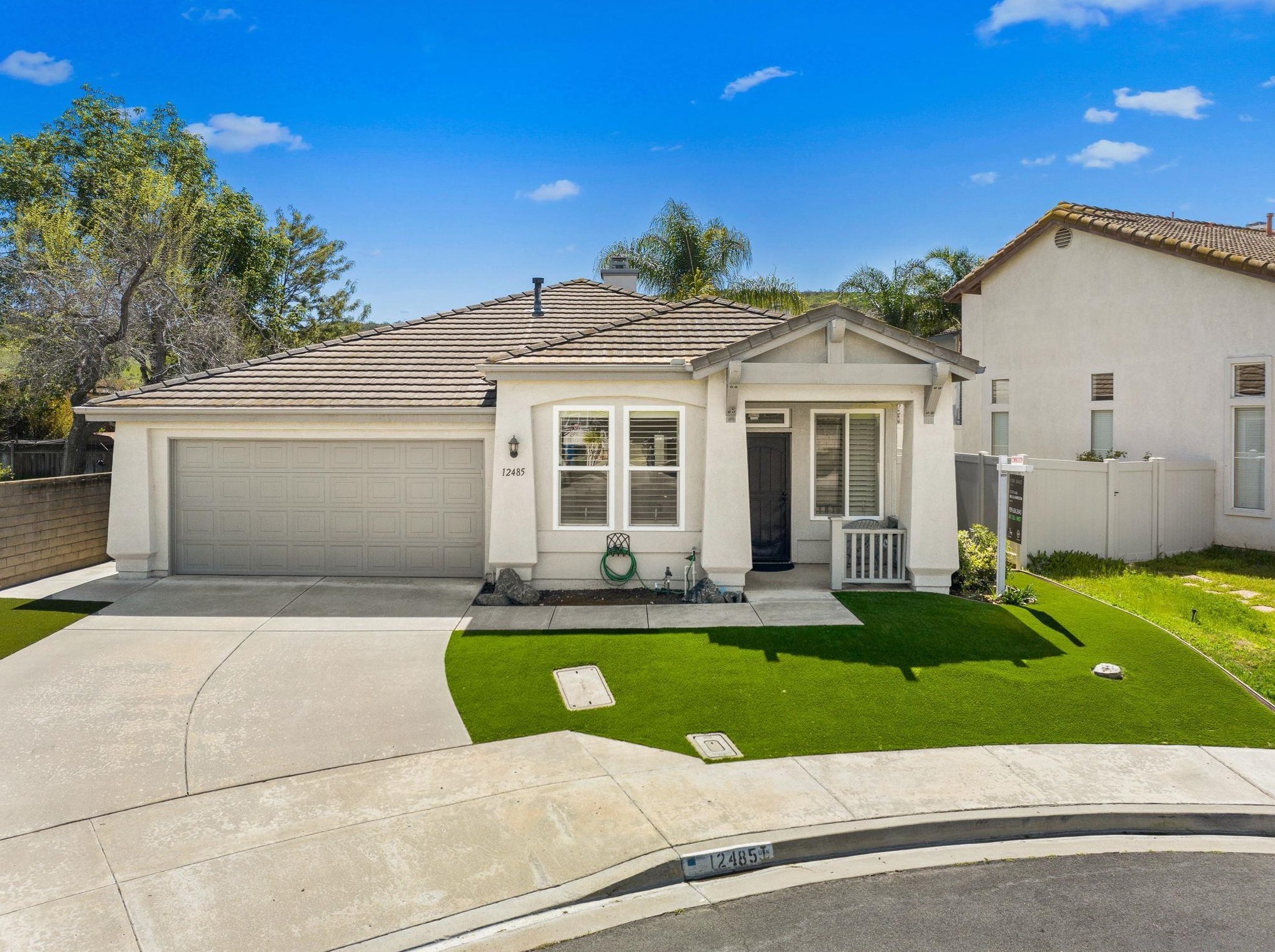 12485 Whispering Tree Ln, Poway, CA 92064-6052