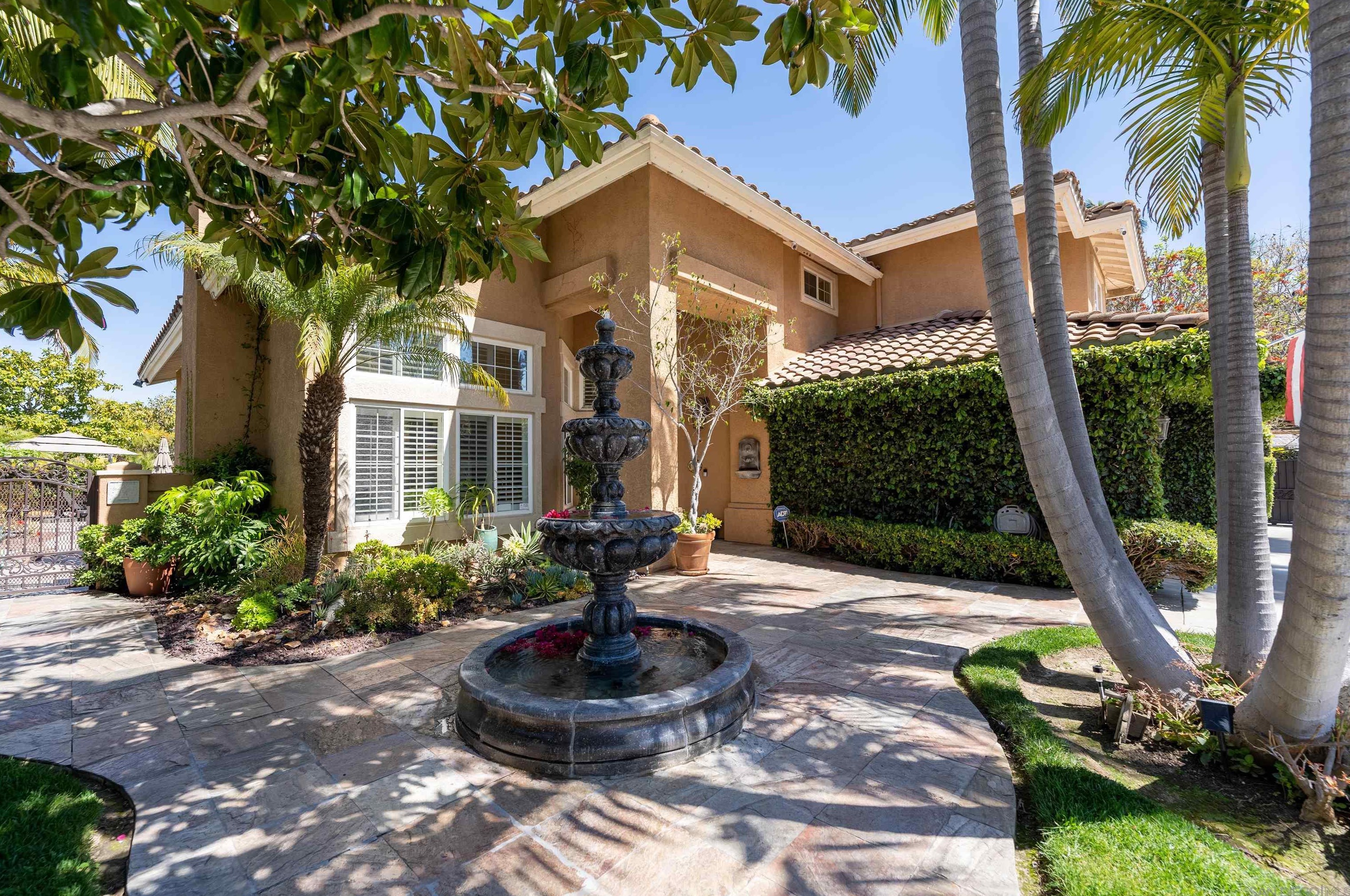 475 Acero Pl, Chula Vista, CA 91910-8017