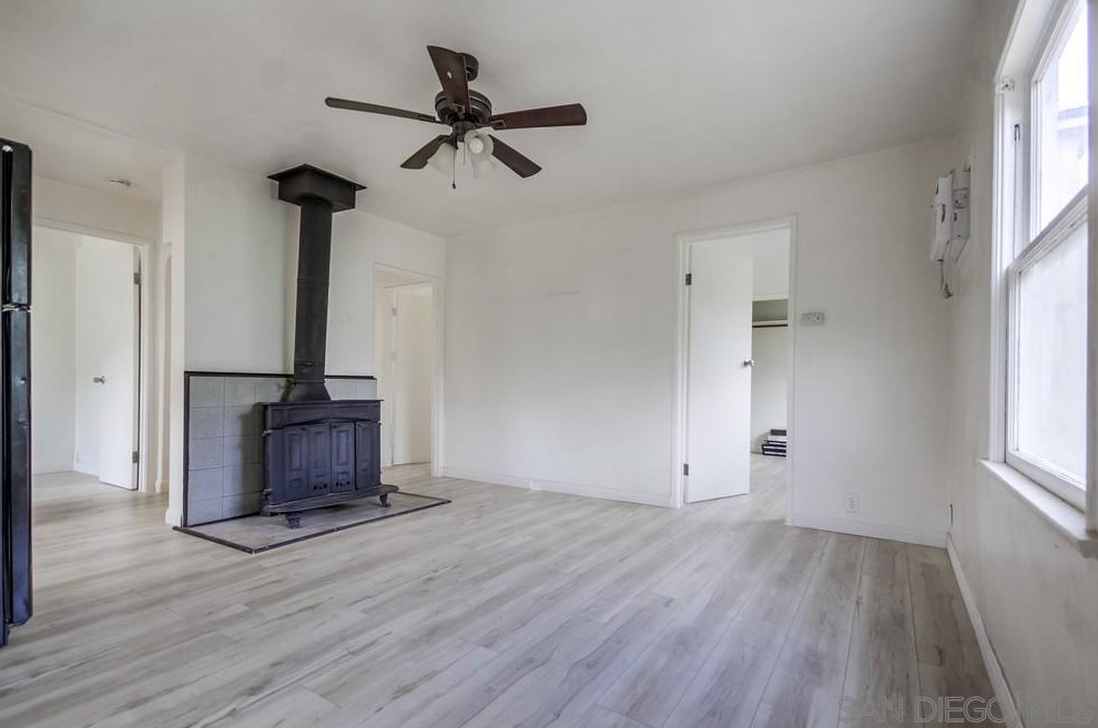 15672 Mountain Valley Pl, Lakeside, CA 92040