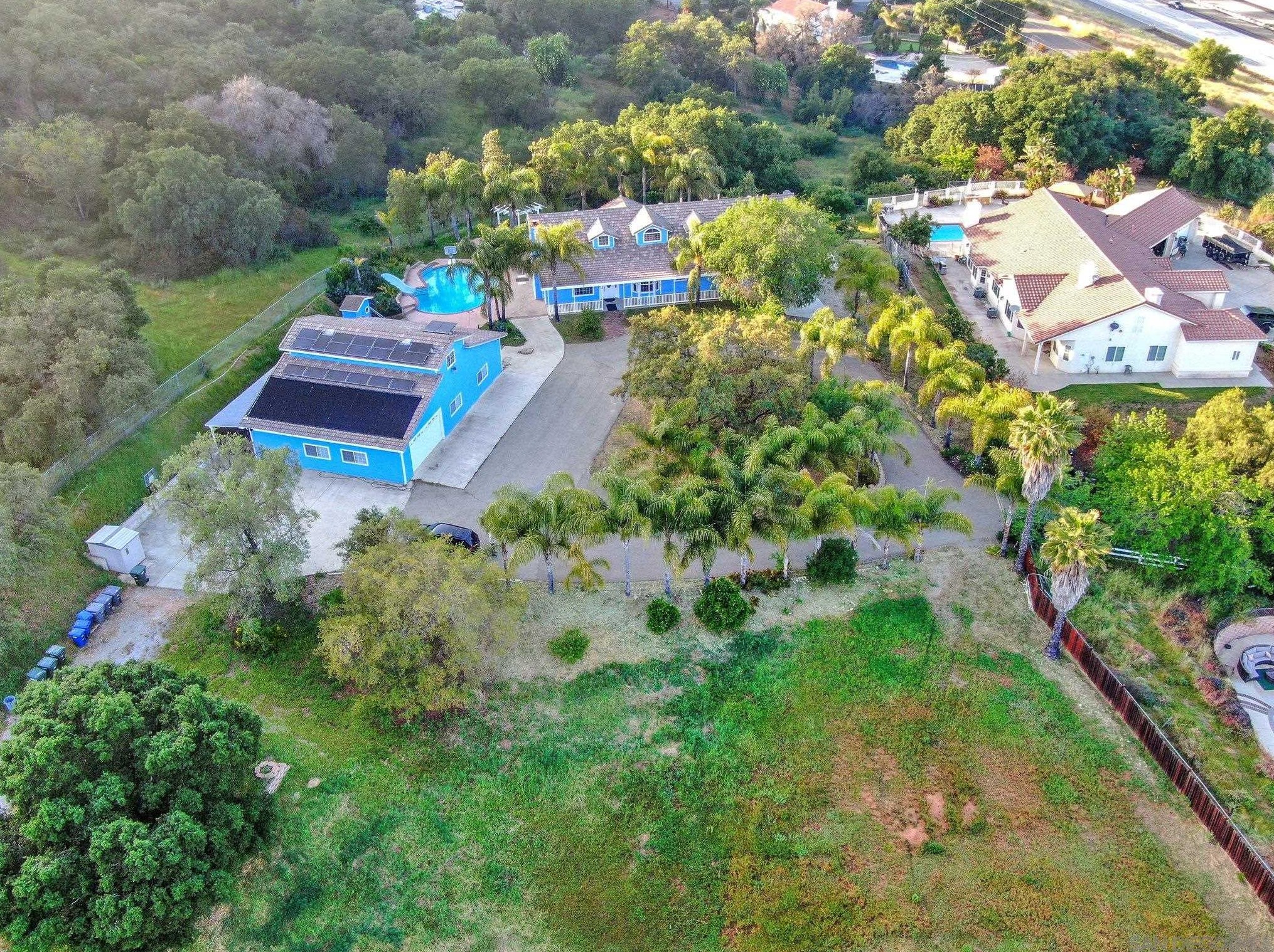1510 Mesa Ranch Dr, Escondido, CA 92026-8614