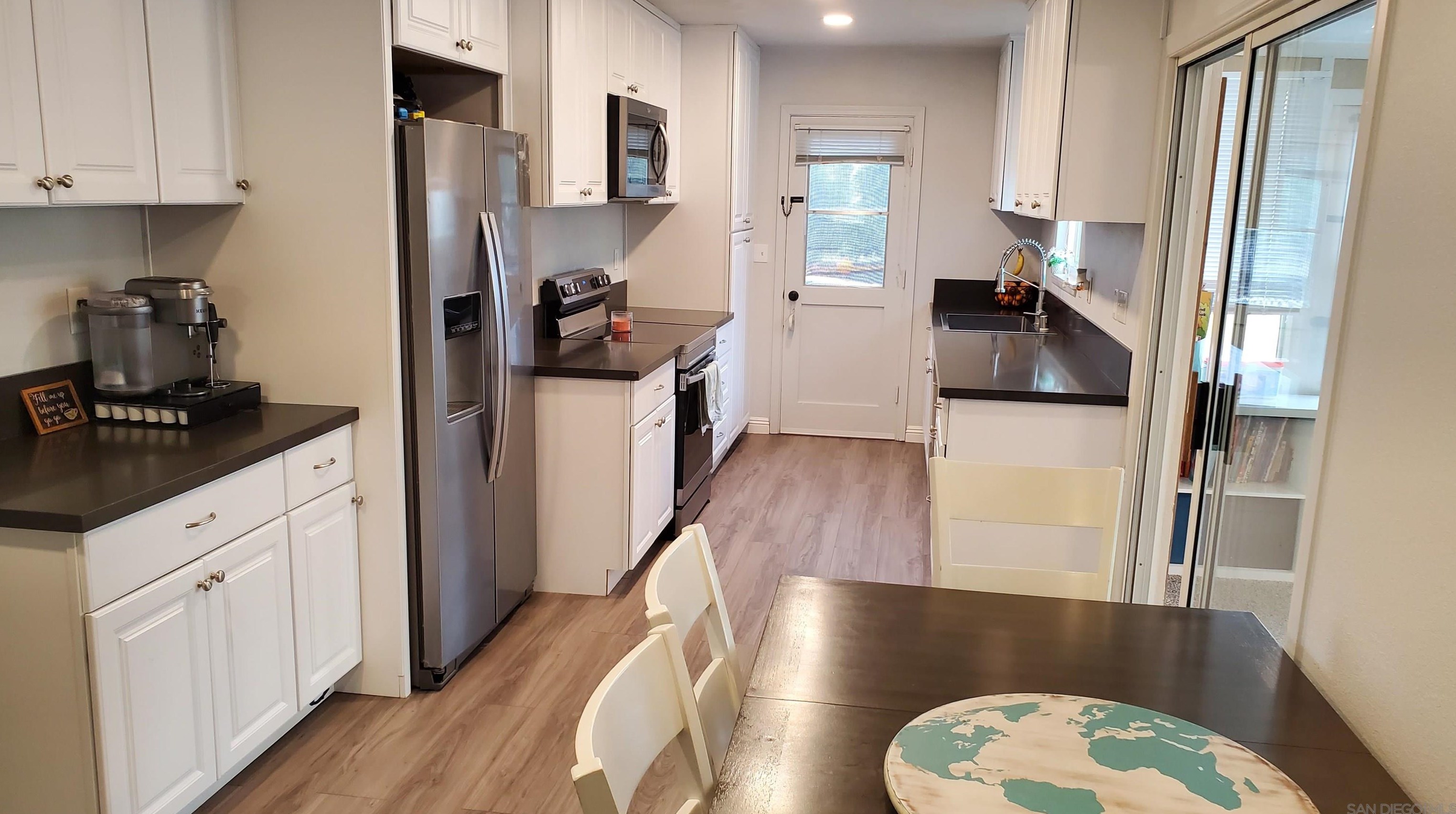 11002 Larkridge St, Santee, CA 92071