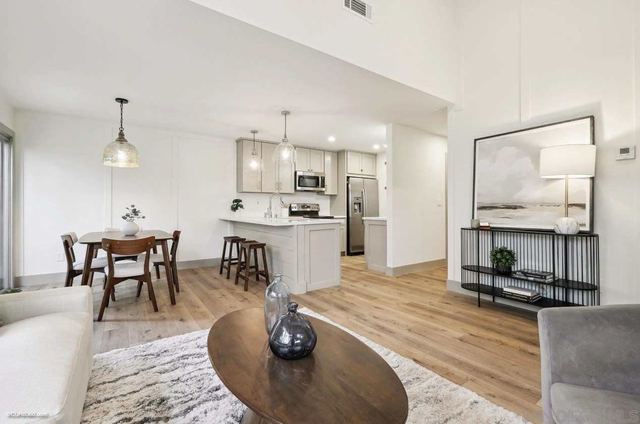 5430 Baltimore Dr 8, La Mesa, CA 91942