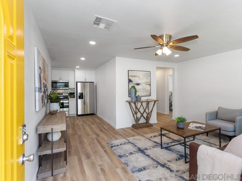 4765 Maple Ave, La Mesa, CA 91942