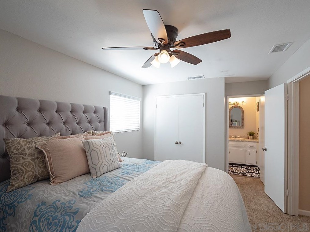 10732 Meadow Glen Way, Escondido CA  92026-6924 exterior