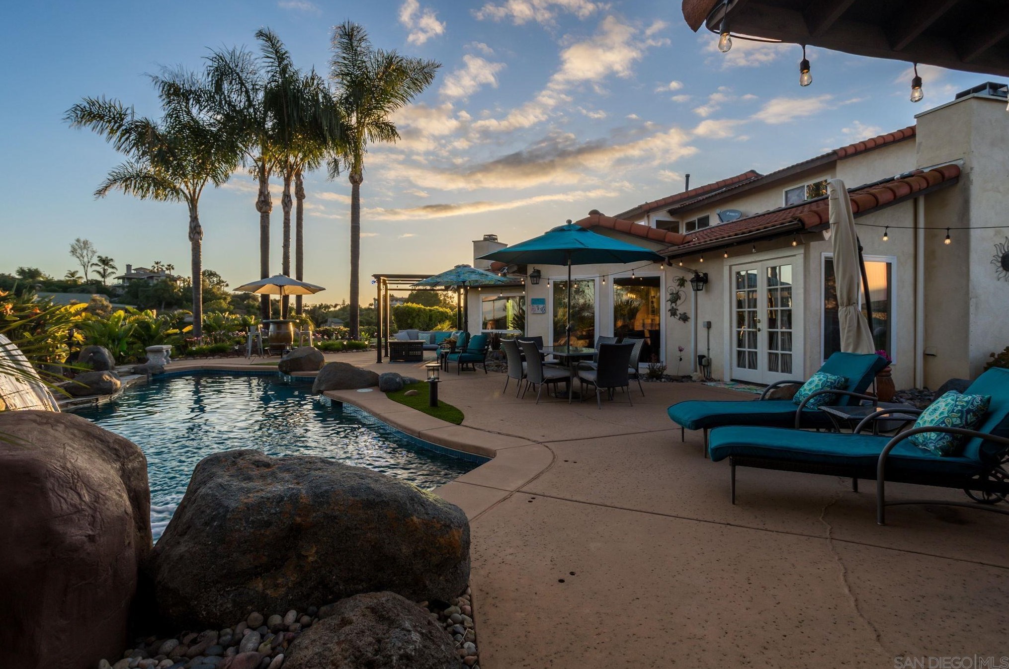 28329 Meadow Mesa Ln, Escondido, CA 92026-6505