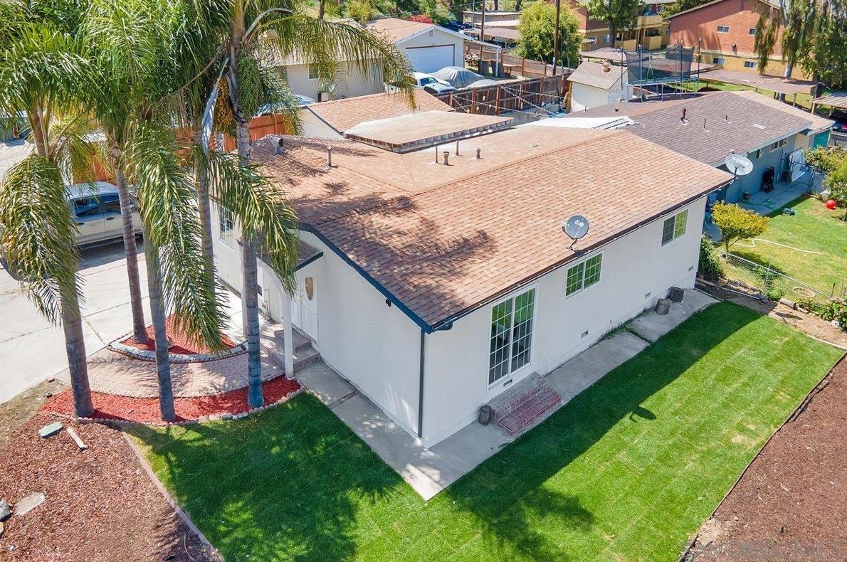335 Selmalita Terrace, Vista, CA 92083