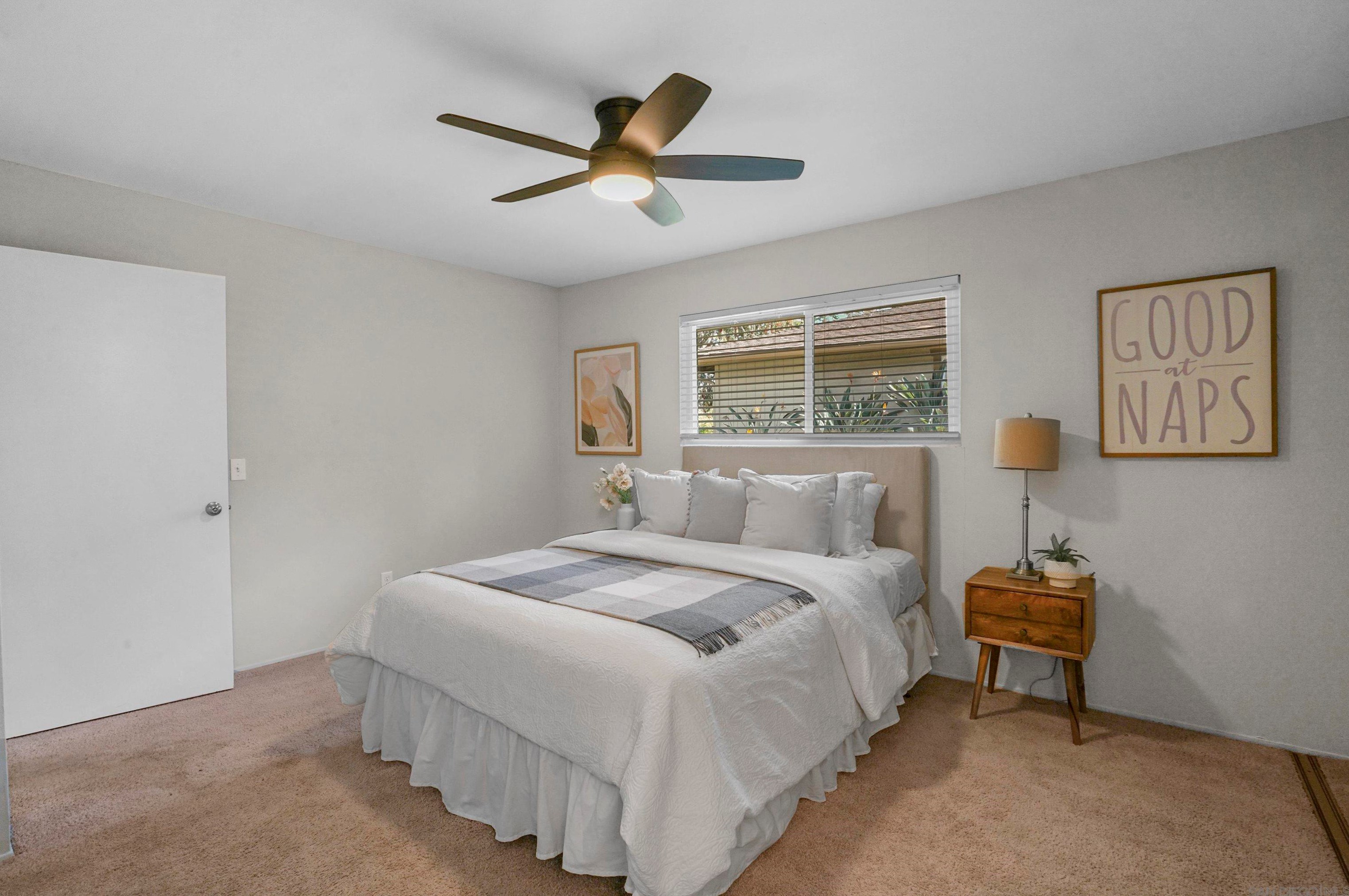 8930 Fletcher Valley Dr, Santee, CA 92071-3960