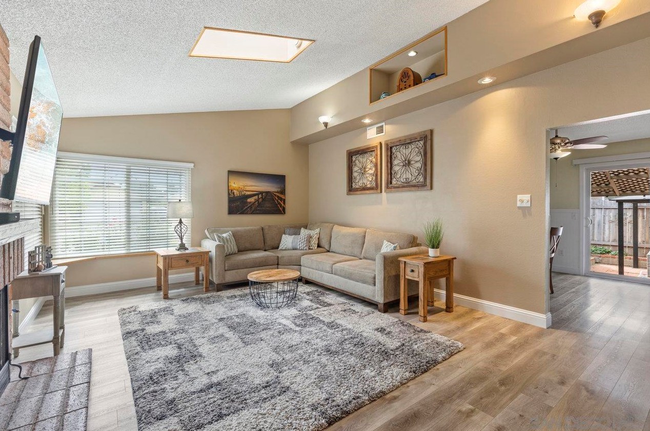 13344 Racquet Ct, Poway, CA 92064-4903