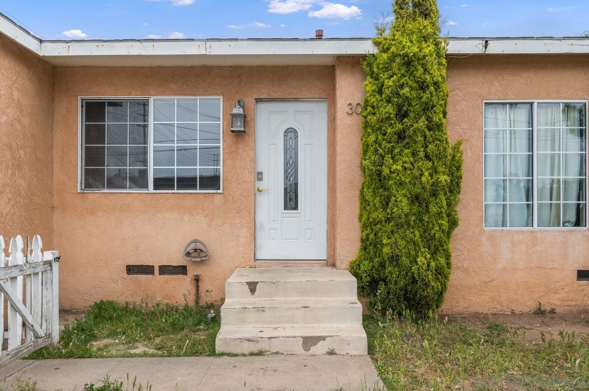 3009 F Ave., National City, CA 91950