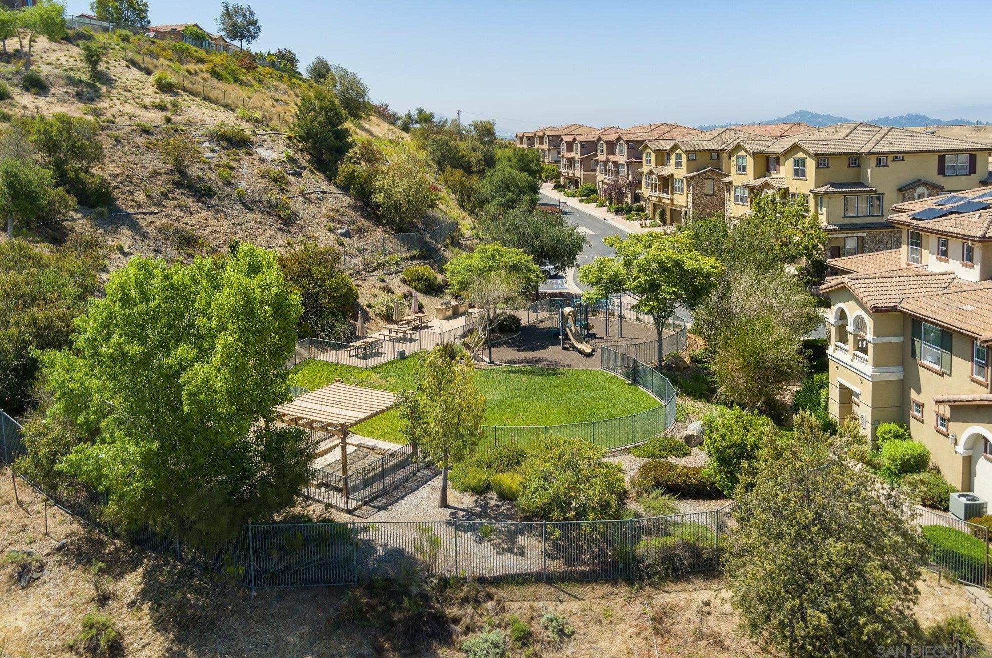 2011 Montilla St, Santee CA  92071-5624 exterior