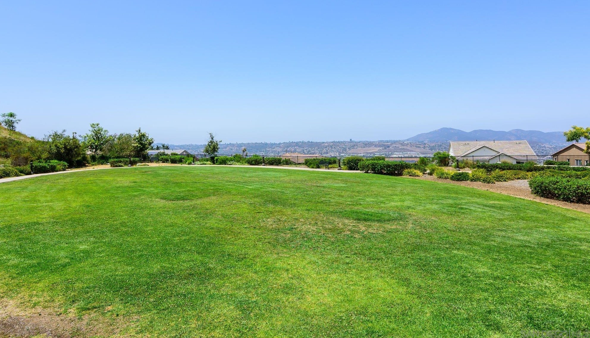 2011 Montilla St, Santee CA  92071-5624 exterior