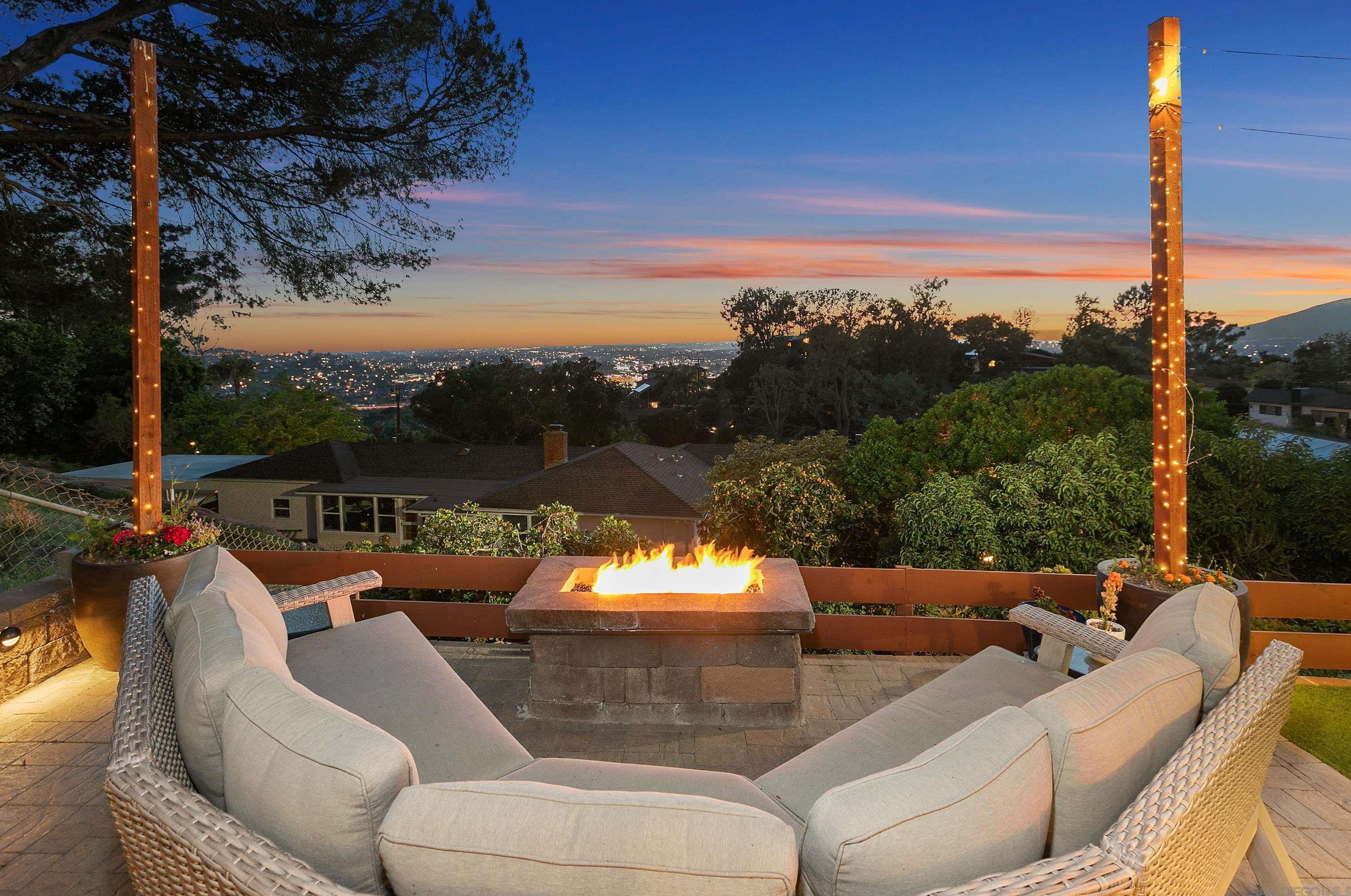 9555 Sunset Ave, La Mesa, CA 91941