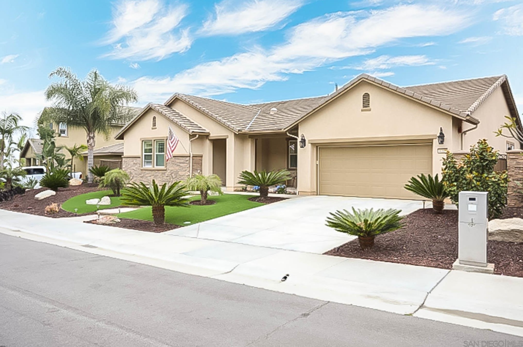 6066 Cala Lily St, Santee, CA 92071-5667