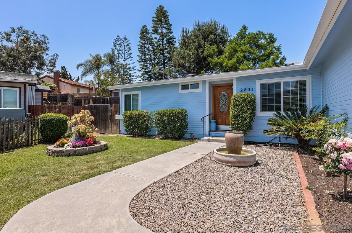 2801 Cokeley Ct, Escondido, CA 92027-5124
