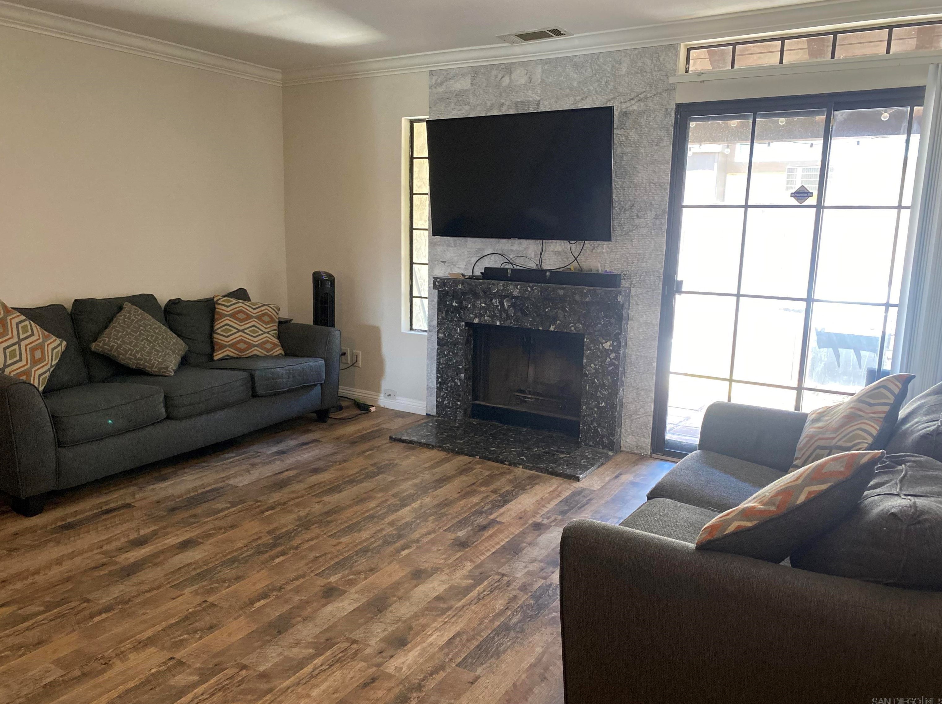 191 Espanas Gln, Escondido, CA 92026-2980