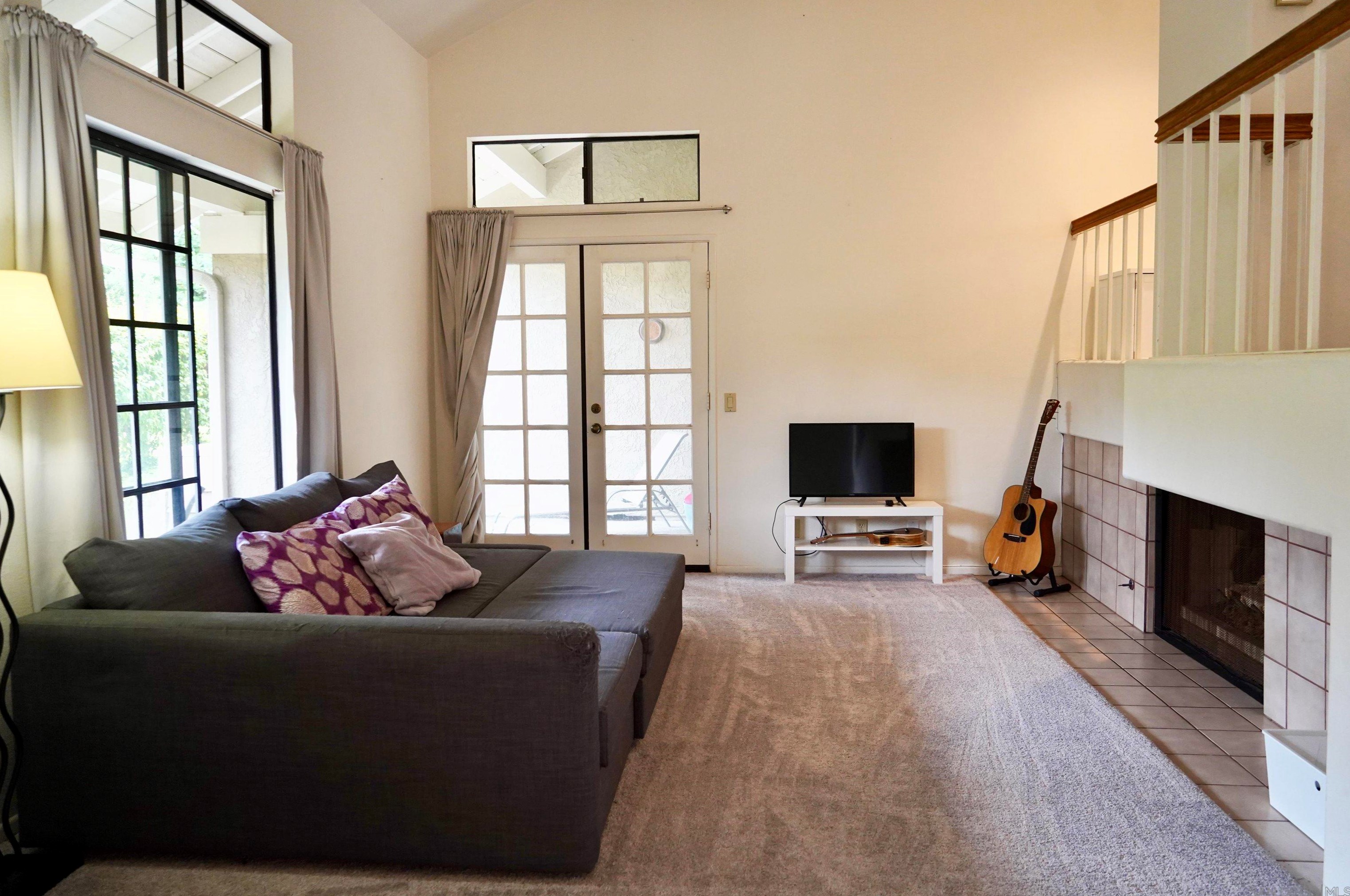 7515 Viejo Castilla Way, Carlsbad, CA 92009