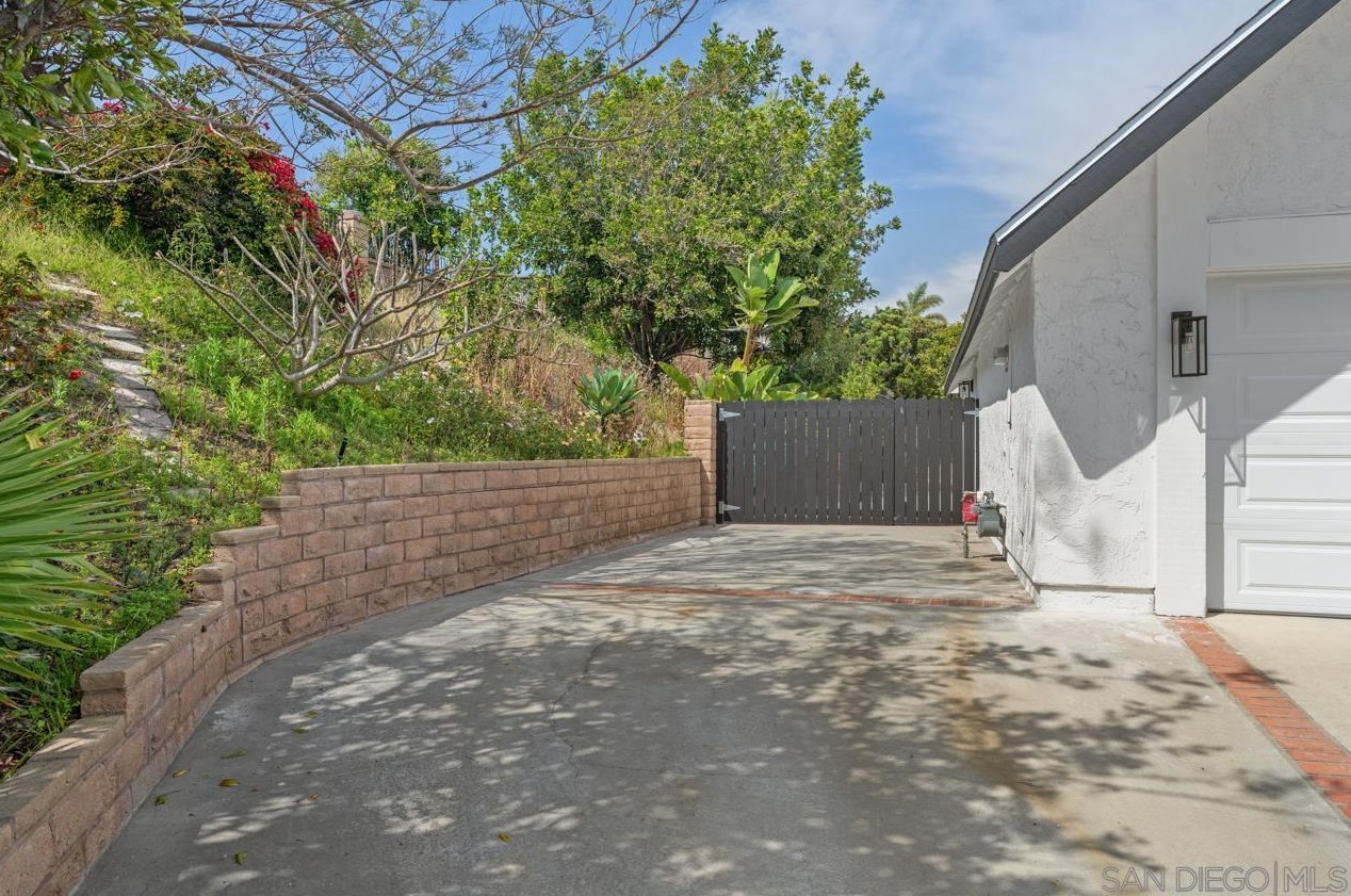 1706 Catalpa, Carlsbad, CA 92011