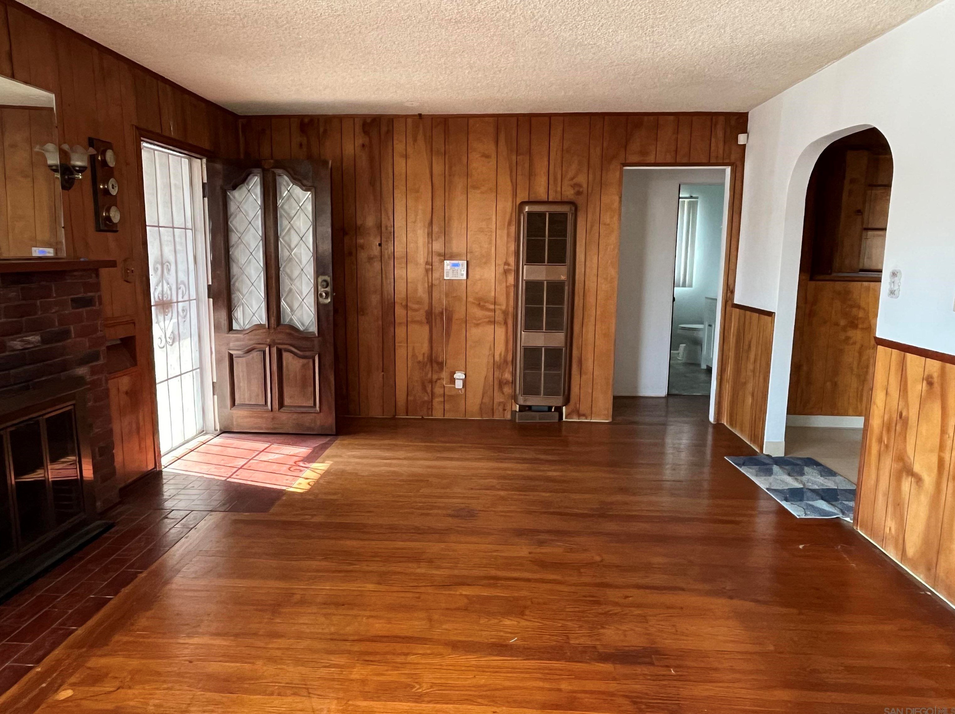 2925 I Ave, National City, CA 91950