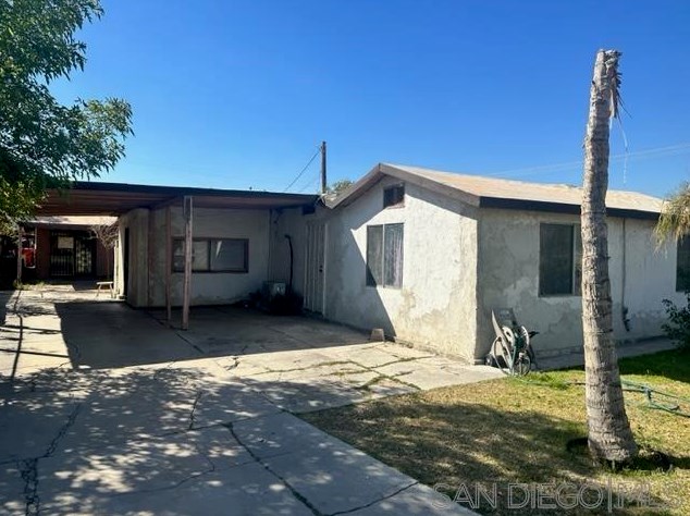 69 7th St, Imperial, CA 92251-1628