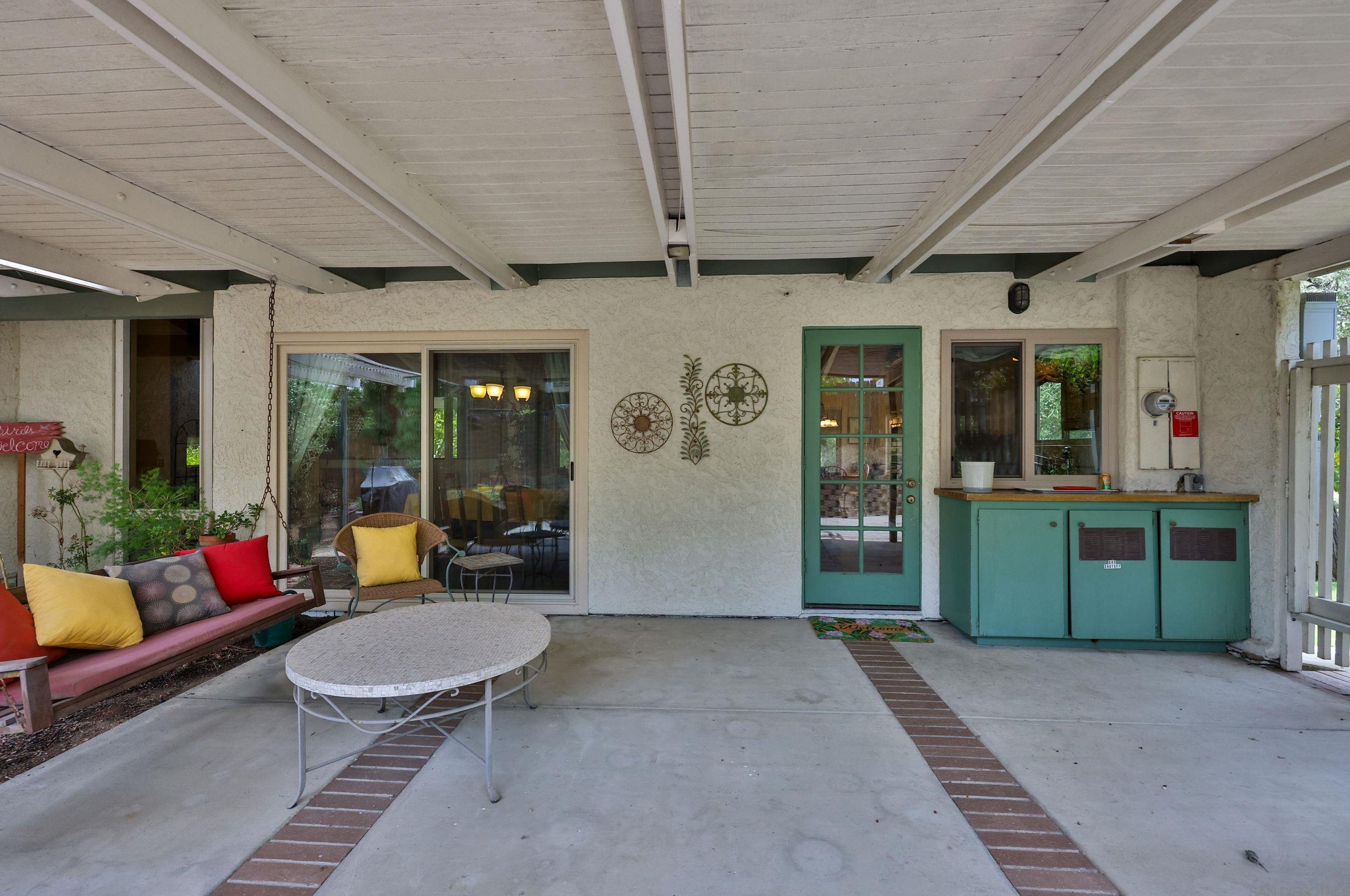 4148 Conrad Dr, Spring Valley, CA 91977